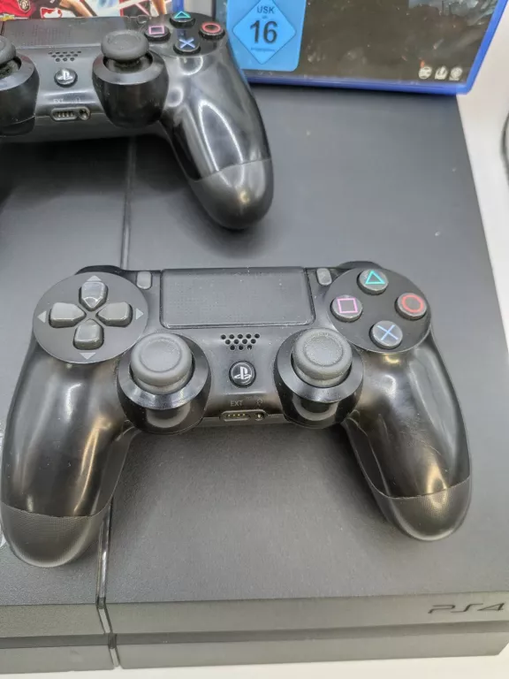 konsola-ps4-1tb-2-pady-1-driftujace-analogi-2-gry-ean-gtin-711719757313