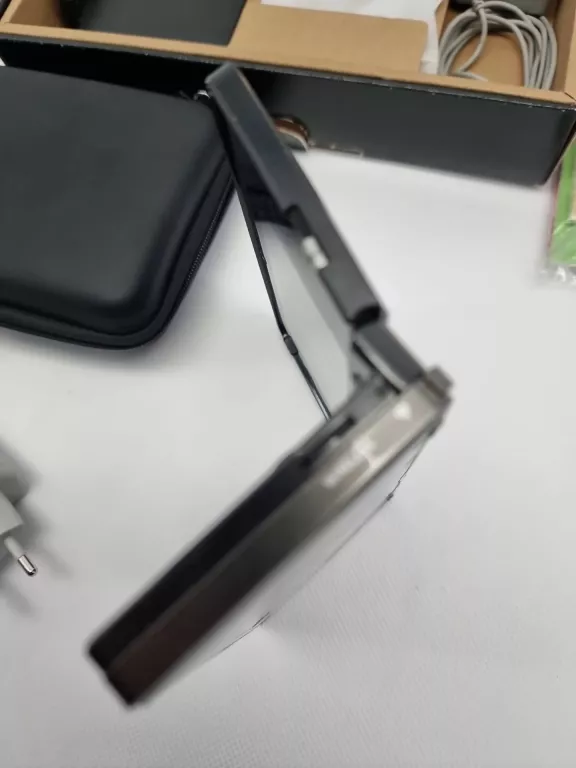 konsola-nintendo-3ds-cosmo-black-wifi-producent-248914-1988321