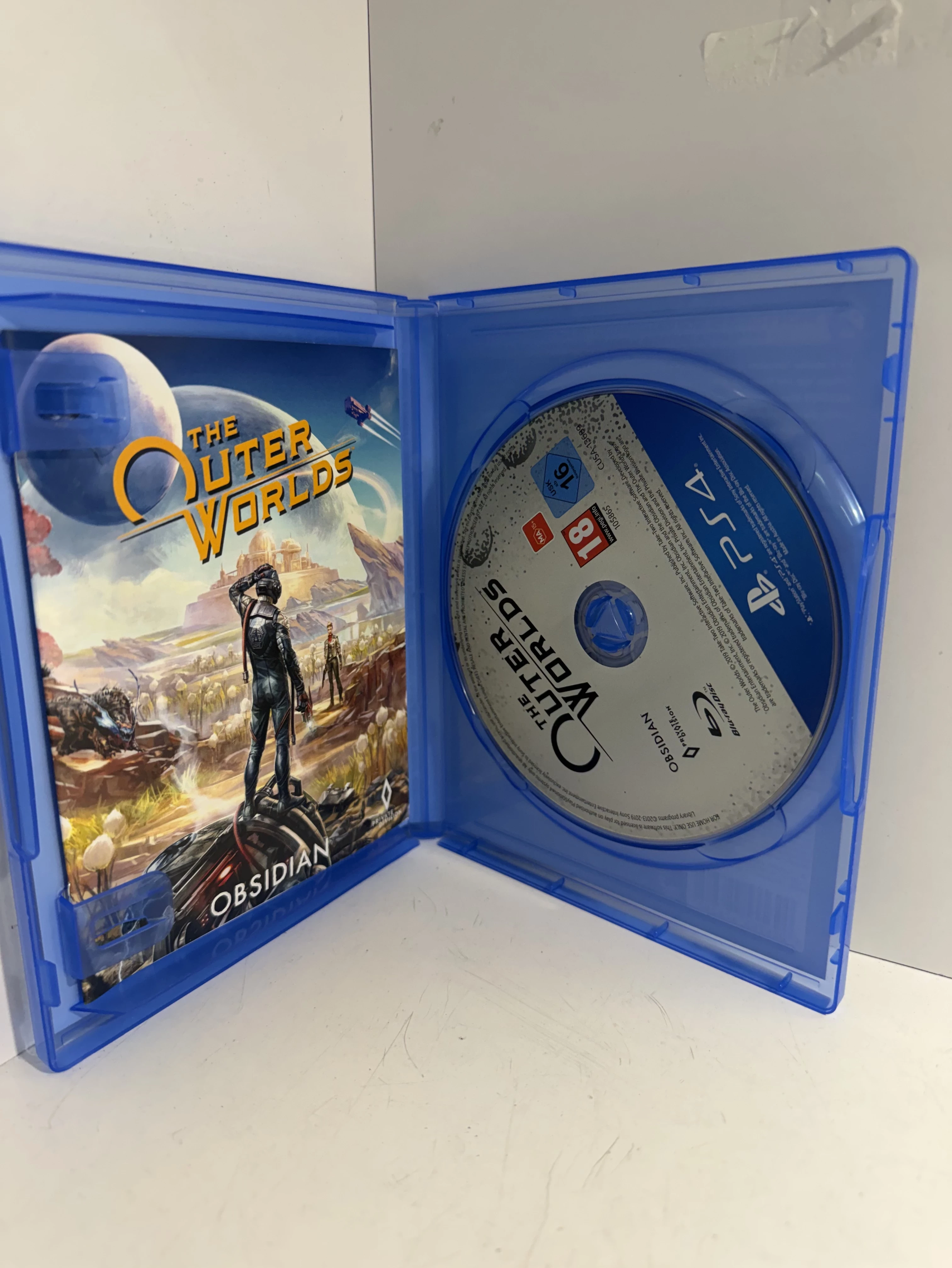 the-outer-worlds-ps4-stan-11323-2