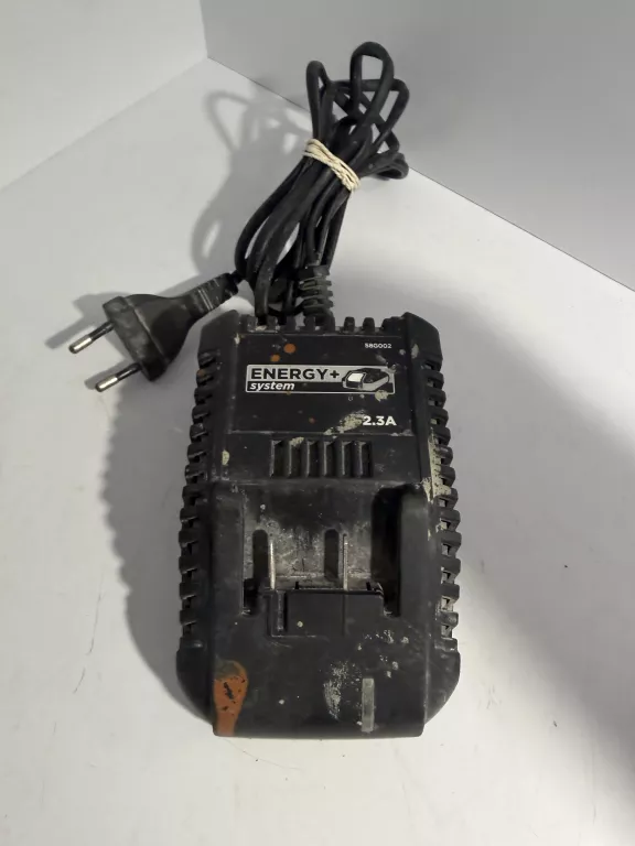 wkretarka-graphite-2-baterie-ladowarka-napiecie-v-128551-6