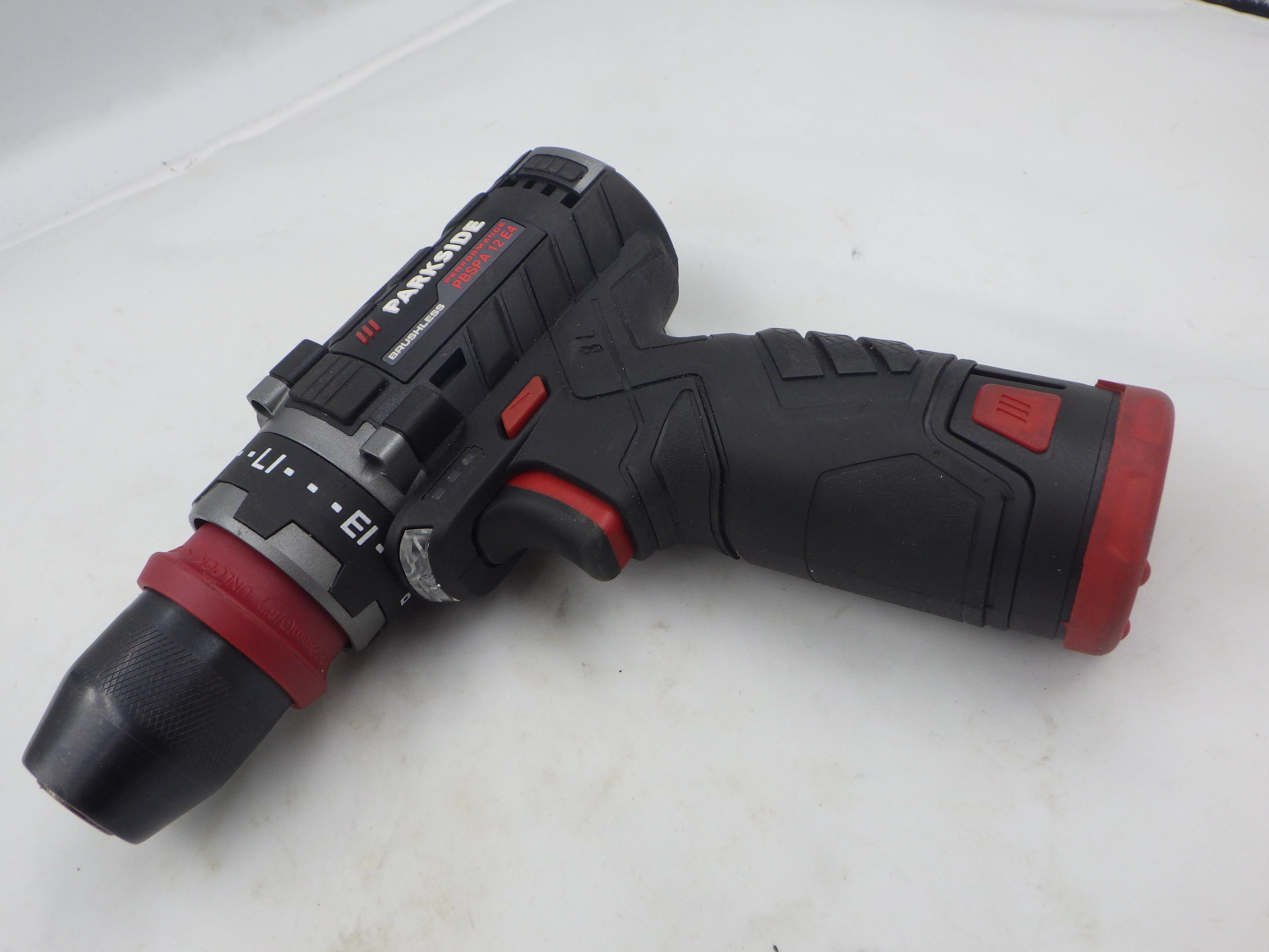 wkretarka-parkside-pbspa-12-c3-2-aku-lad-etui-stan-11323-2