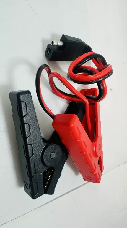 ladowarka-litowa-lifepo4-12-v-10-amperowa-ladowarka-roypow-z-zaciskiem-natezenie-maksymalne-1000