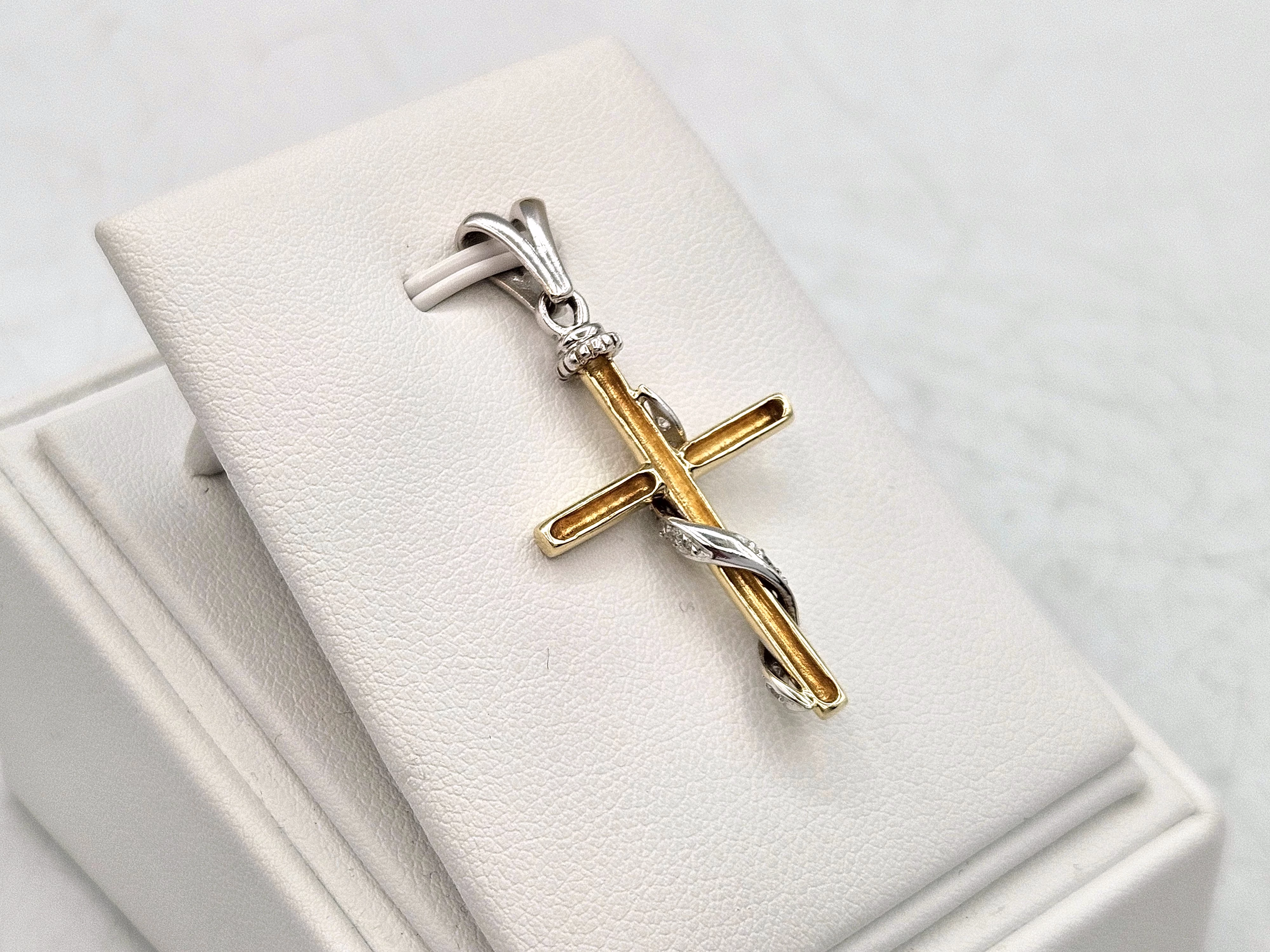 zlota-zawieszka-krzyzyk-opleciony-cyrkoniami-585-14k-337g-42mm-rodzaj-2205-2