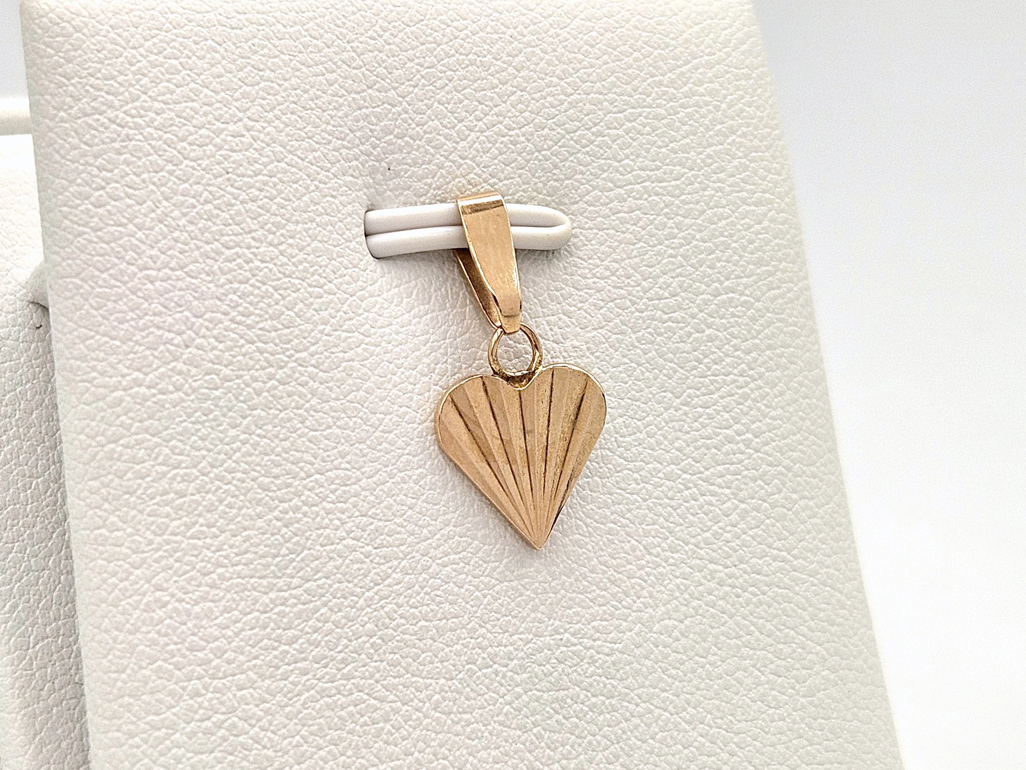 zlota-zawieszka-serce-rozowe-zloto-583-081g-19mm-3-maja-48-poznan-ska-x