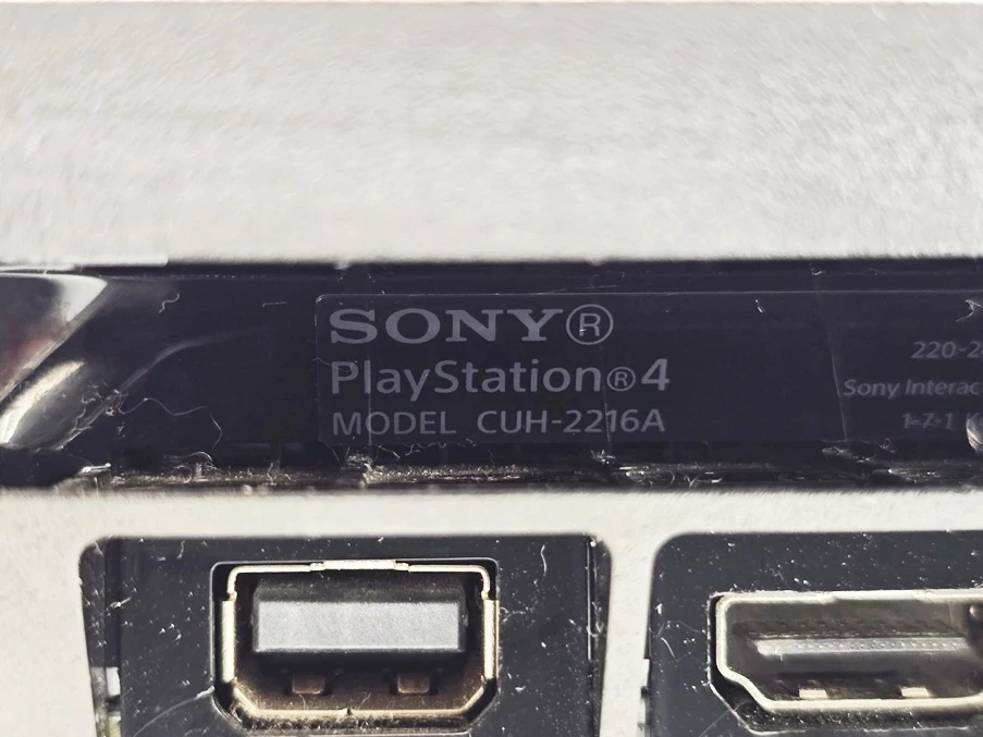konsola-sony-ps4-slim-okablowanie-pad-500gb-ss-1350-wersja-130590-2