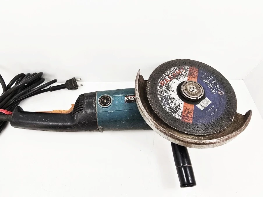 szlifierka-katowa-makita-9069-2000w-230mm-rodzaj-250123-1798302