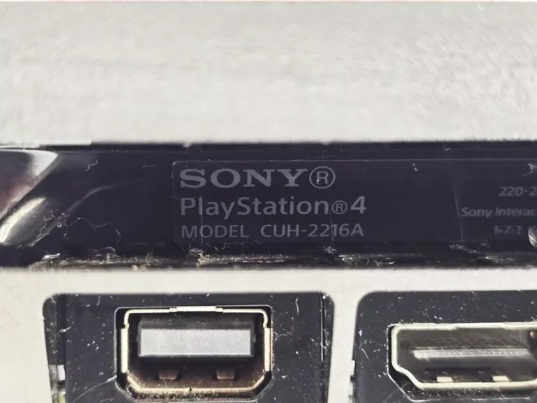 konsola-sony-ps4-slim-okablowanie-pad-500gb-ss-1350-wersja-130590-2