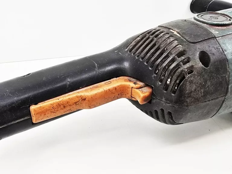 szlifierka-katowa-makita-9069-2000w-230mm-kod-producenta-9069s