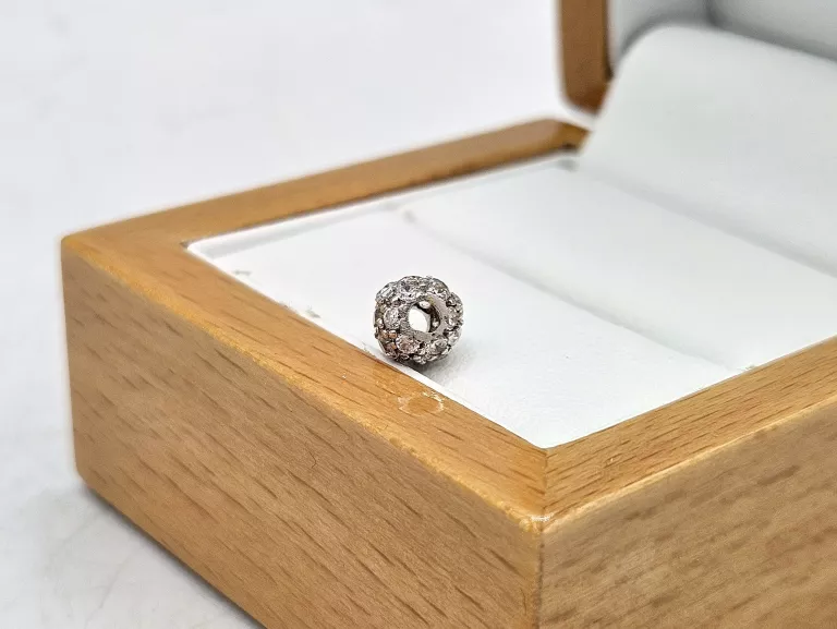 zlota-zawieszka-charms-kulka-z-cyrkoniami-585-070g-rodzaj-2205-16