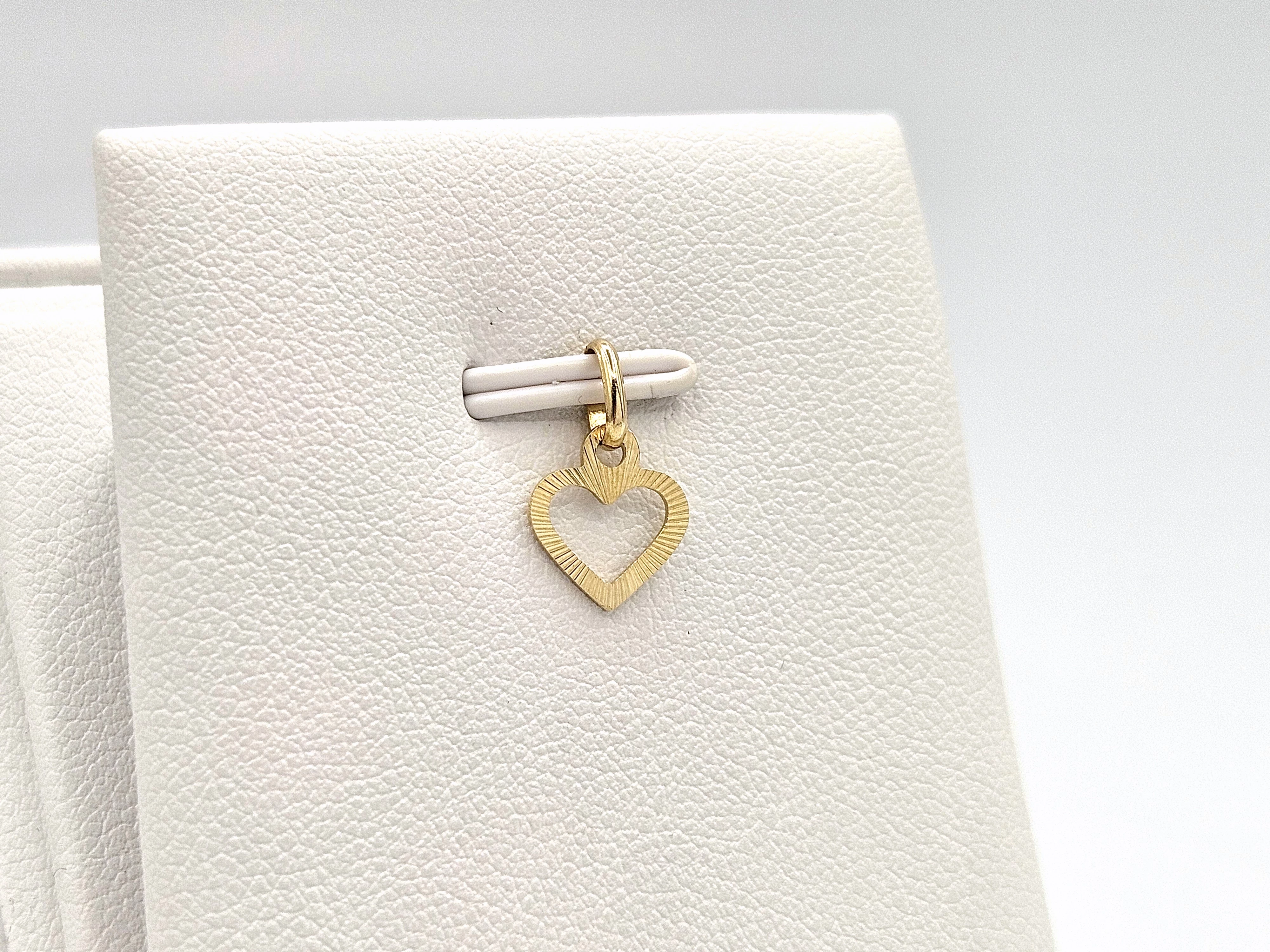 zlota-zawieszka-serce-585-14k-026g-13mm-3-maja-48-poznan-ska-x