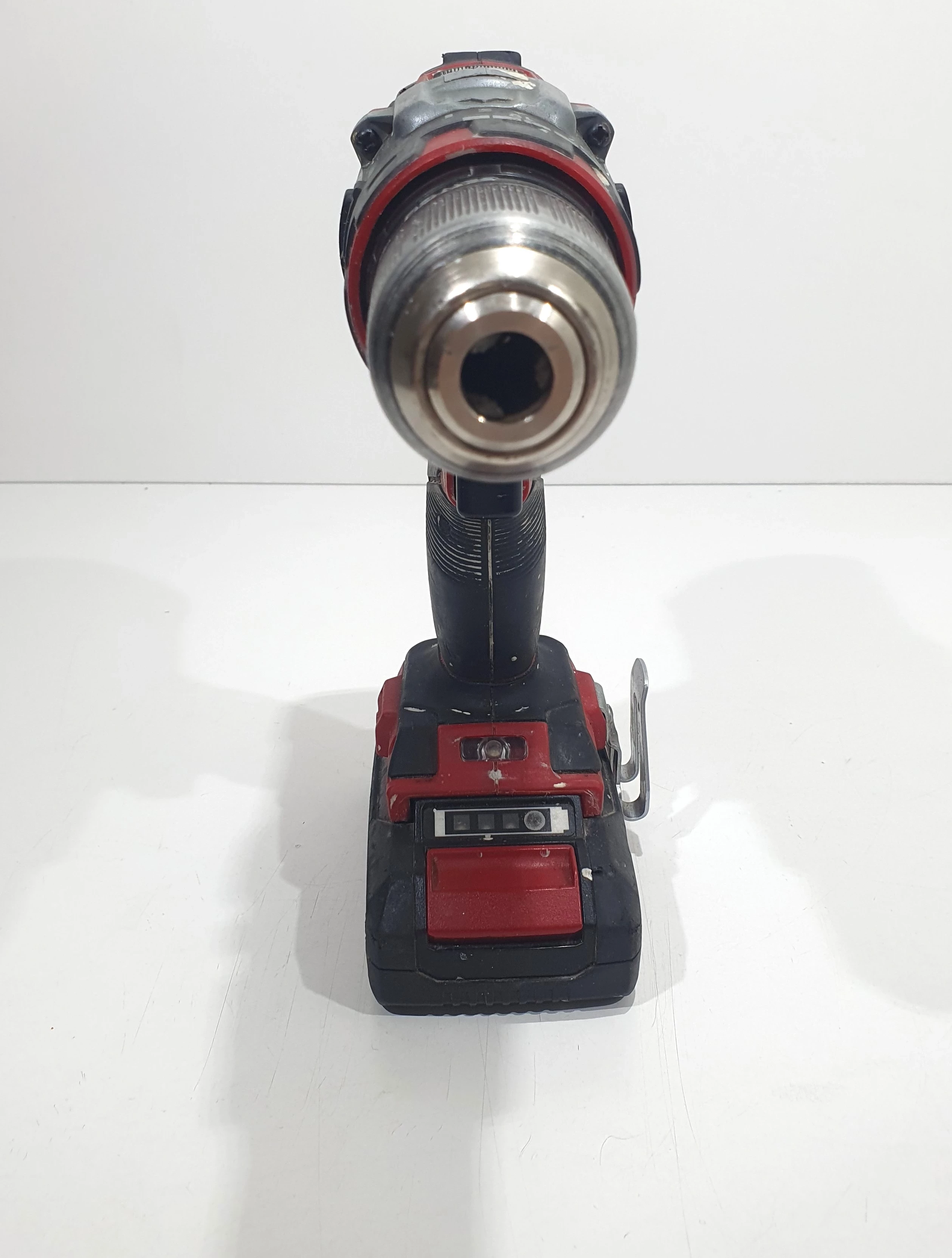 wkretarka-akumulatorowa-einhell-18v-aku-20-pojemnosc-akumulatora-150