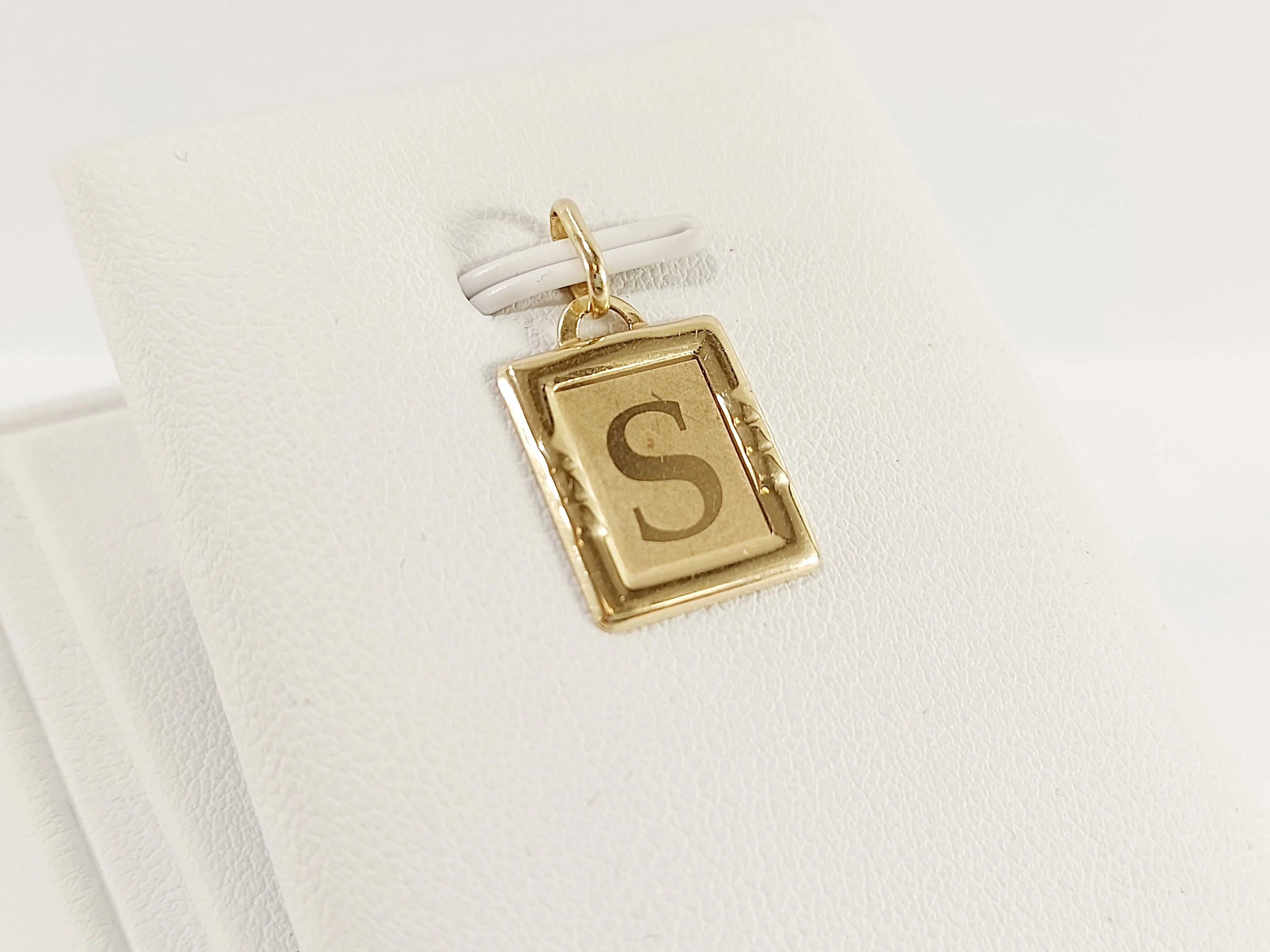 zlota-zawieszka-585-081g-starolecka-63-poznan-x