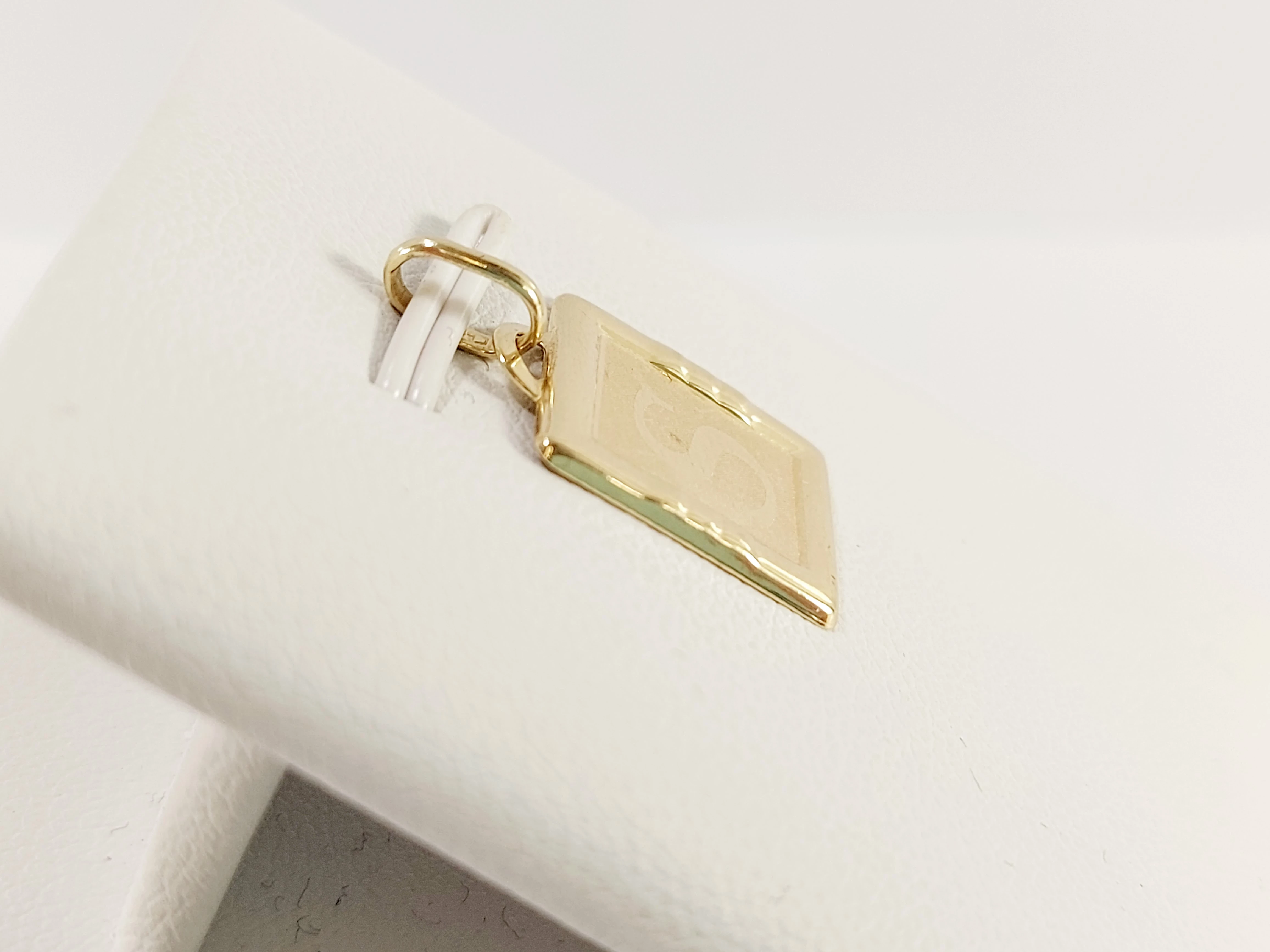 zlota-zawieszka-585-081g-rodzaj-2205-2