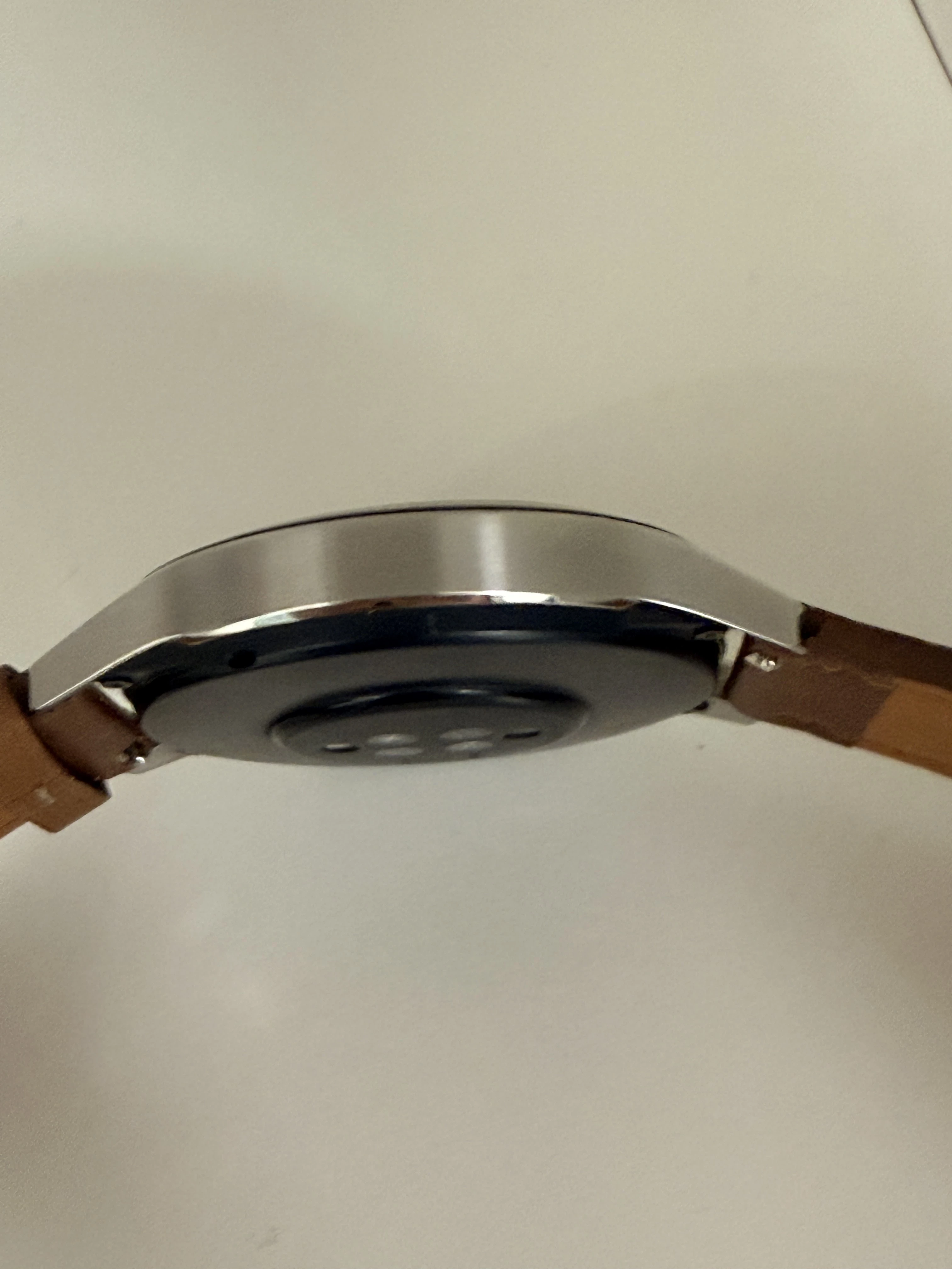 smartwatch-huawei-gt2-model-249460-1646307