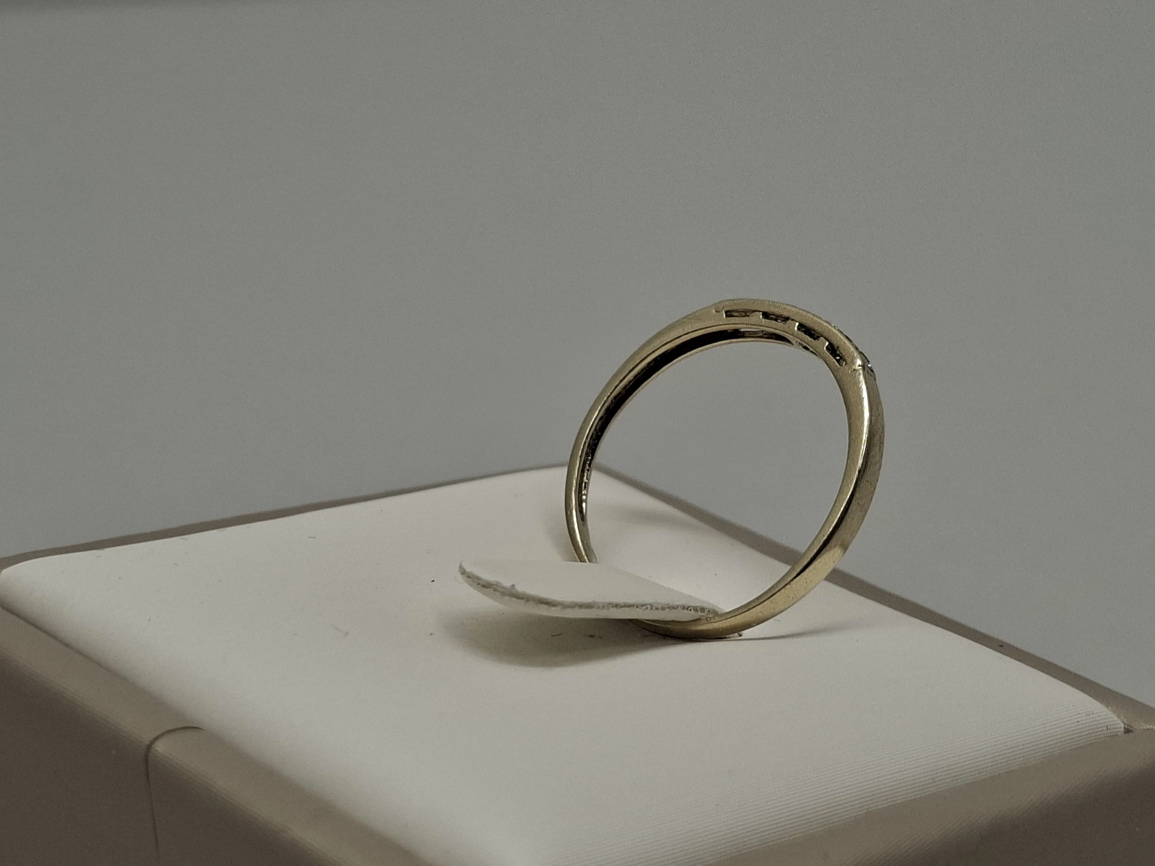 piekny-zloty-pierscionek-333-101-r15-rodzaj-2205-2