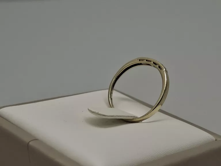 piekny-zloty-pierscionek-333-101-r15-rodzaj-2205-2