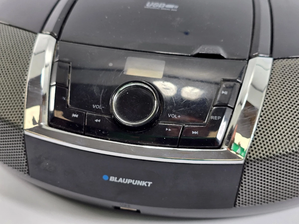 radioodtwarzacz-blaupunkt-bb12bk-czarny-stan-11323-2