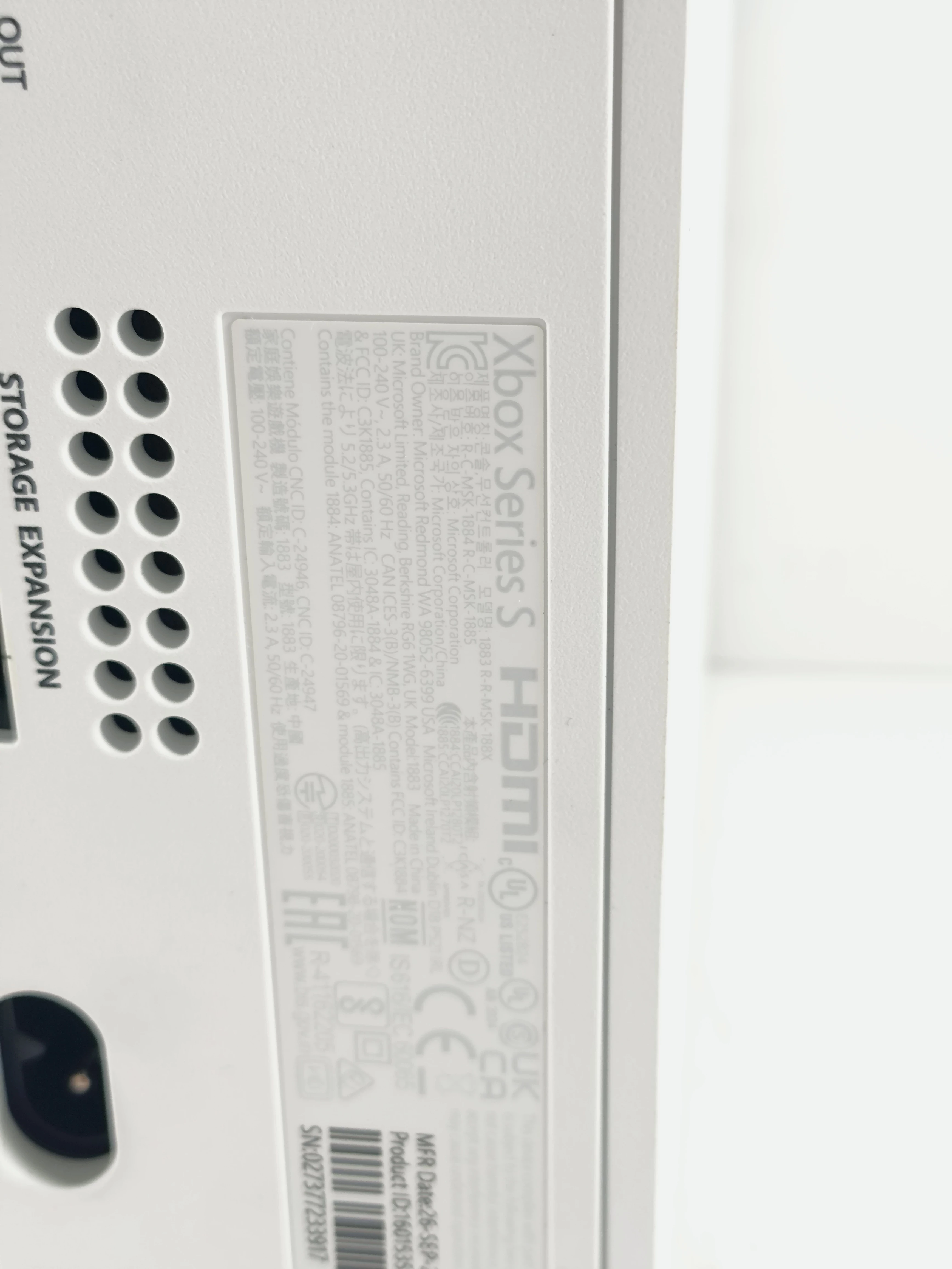 konsola-xbox-series-s-512gb-pad-waga-produktu-z-opakowaniem-jednostkowym-4000