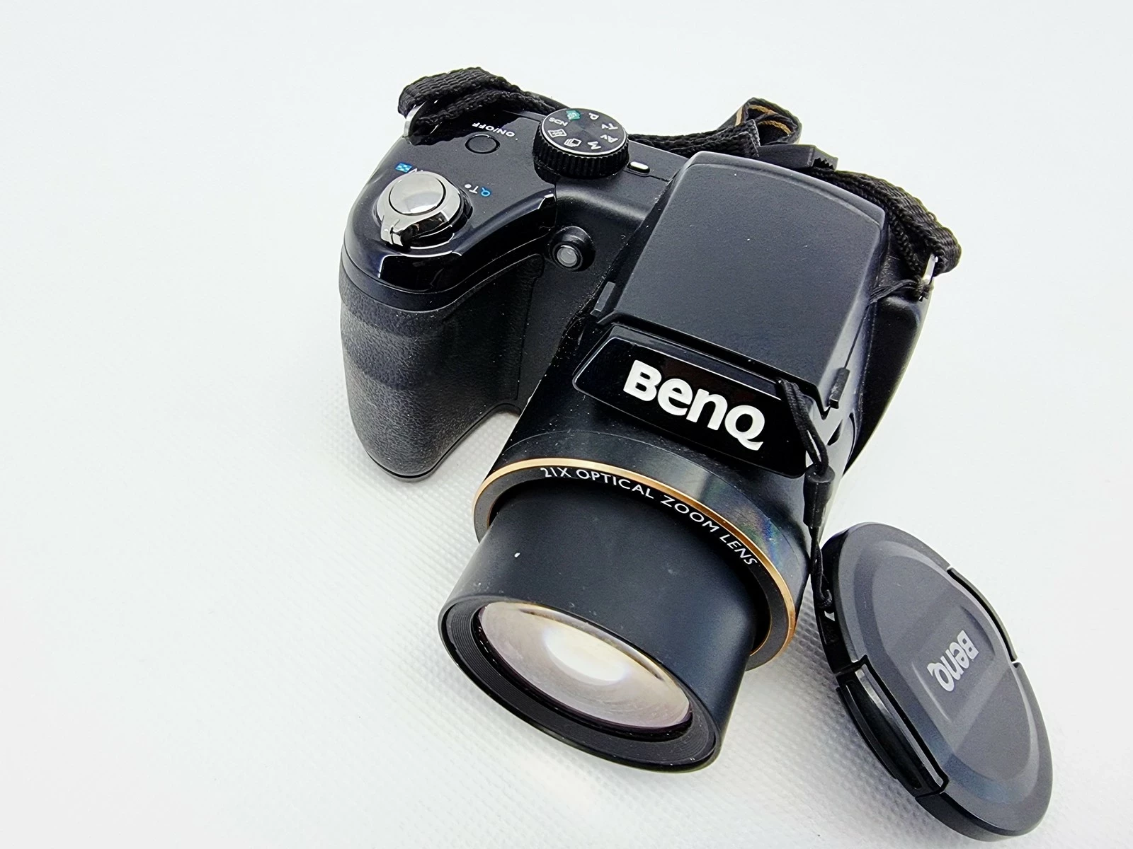 aparat-cyfrowy-benq-gh600-marka-248811-1955729