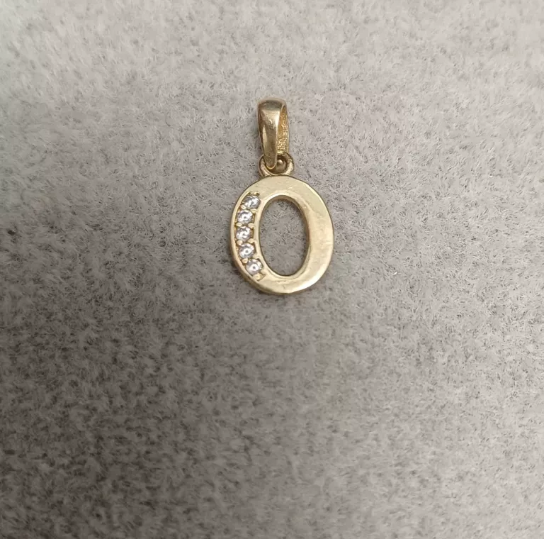 zlota-zawieszka-o-p585-w057g-rodzaj-2205-16