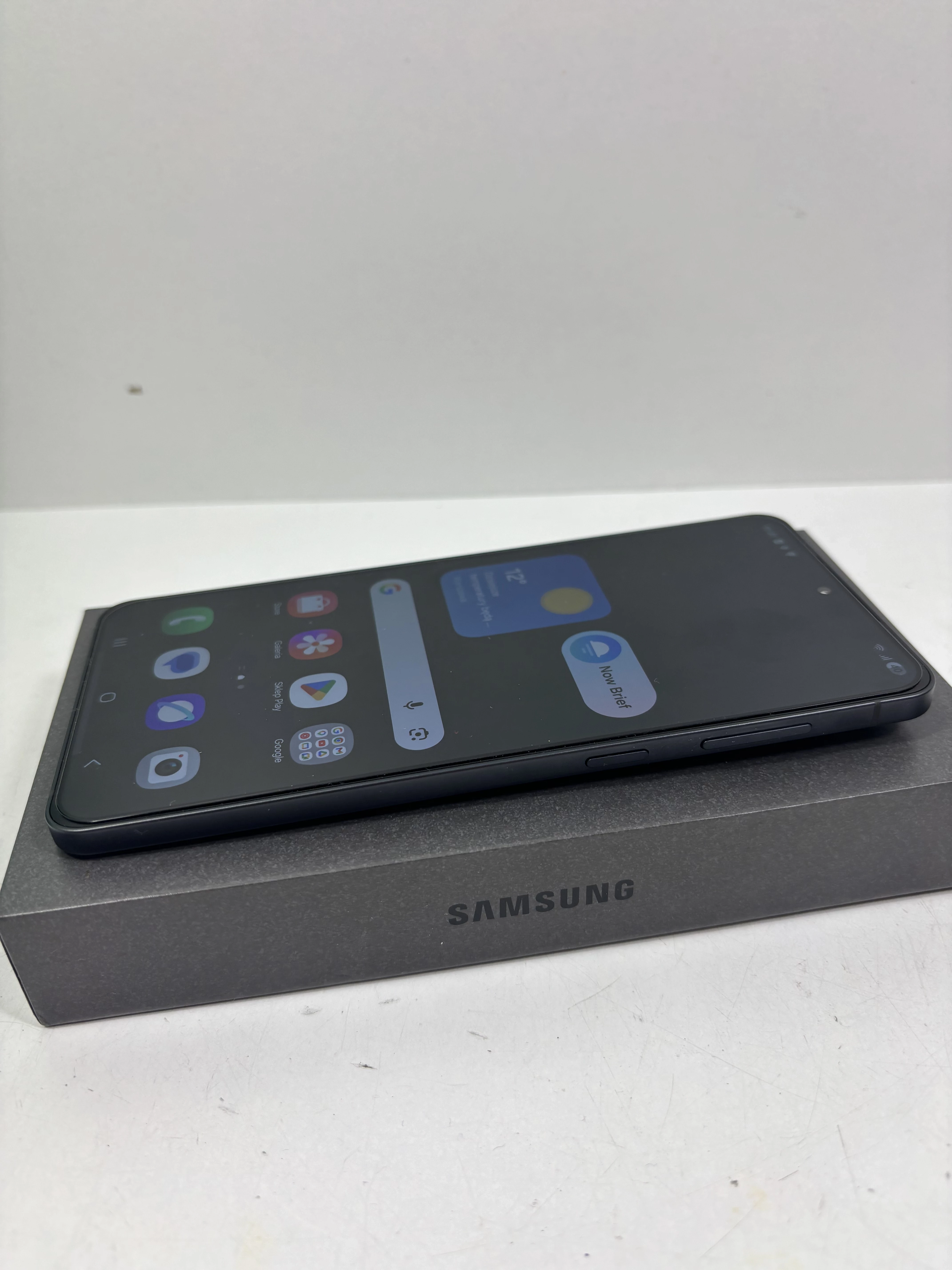 samsung-galaxy-s25-edge-12512gb-kod-producenta-sm-s937bzkgeue