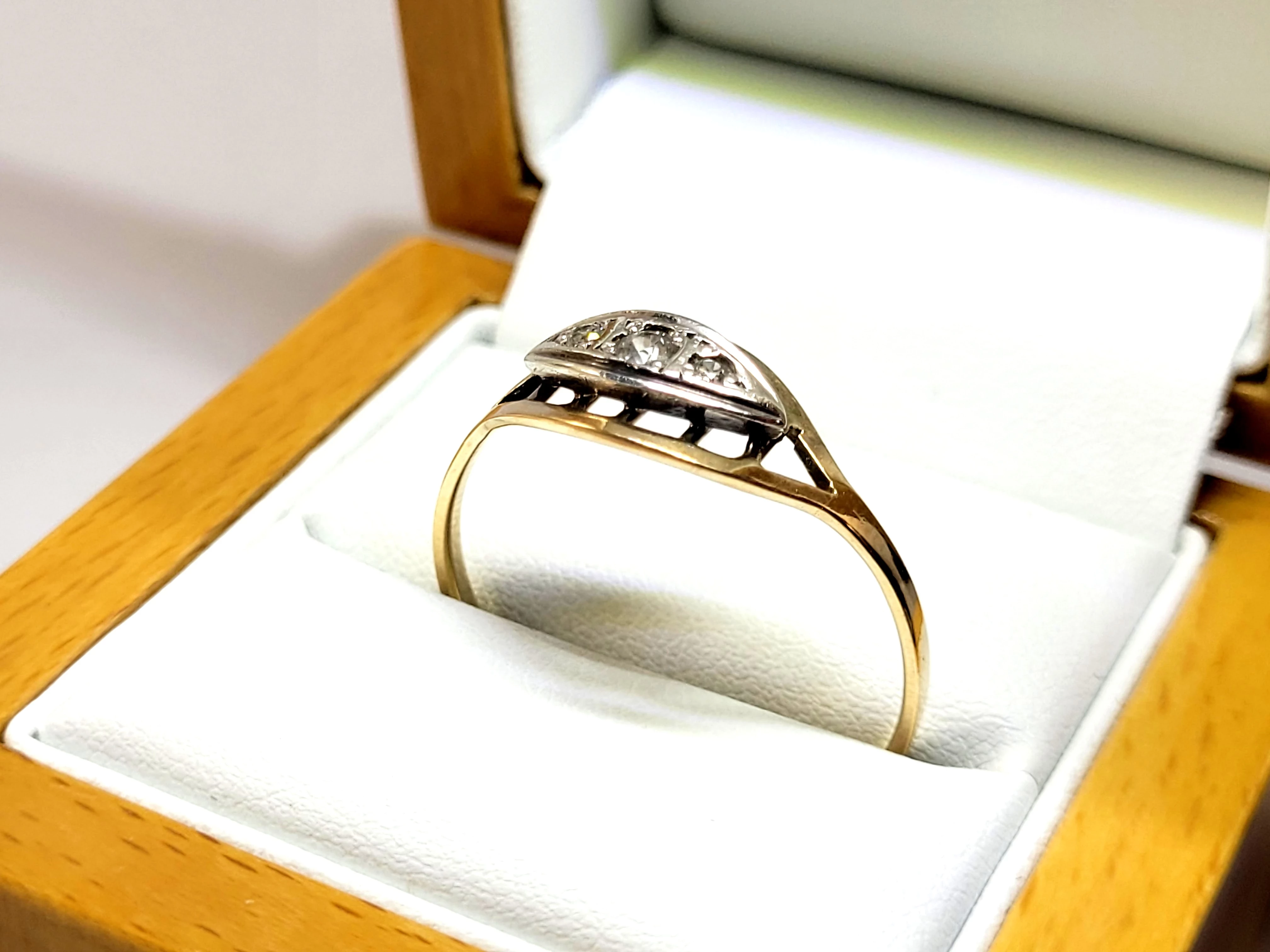 zloty-pierscionek-p-585-287g-r34-rozmiarsrednica-wew-mm-372-14