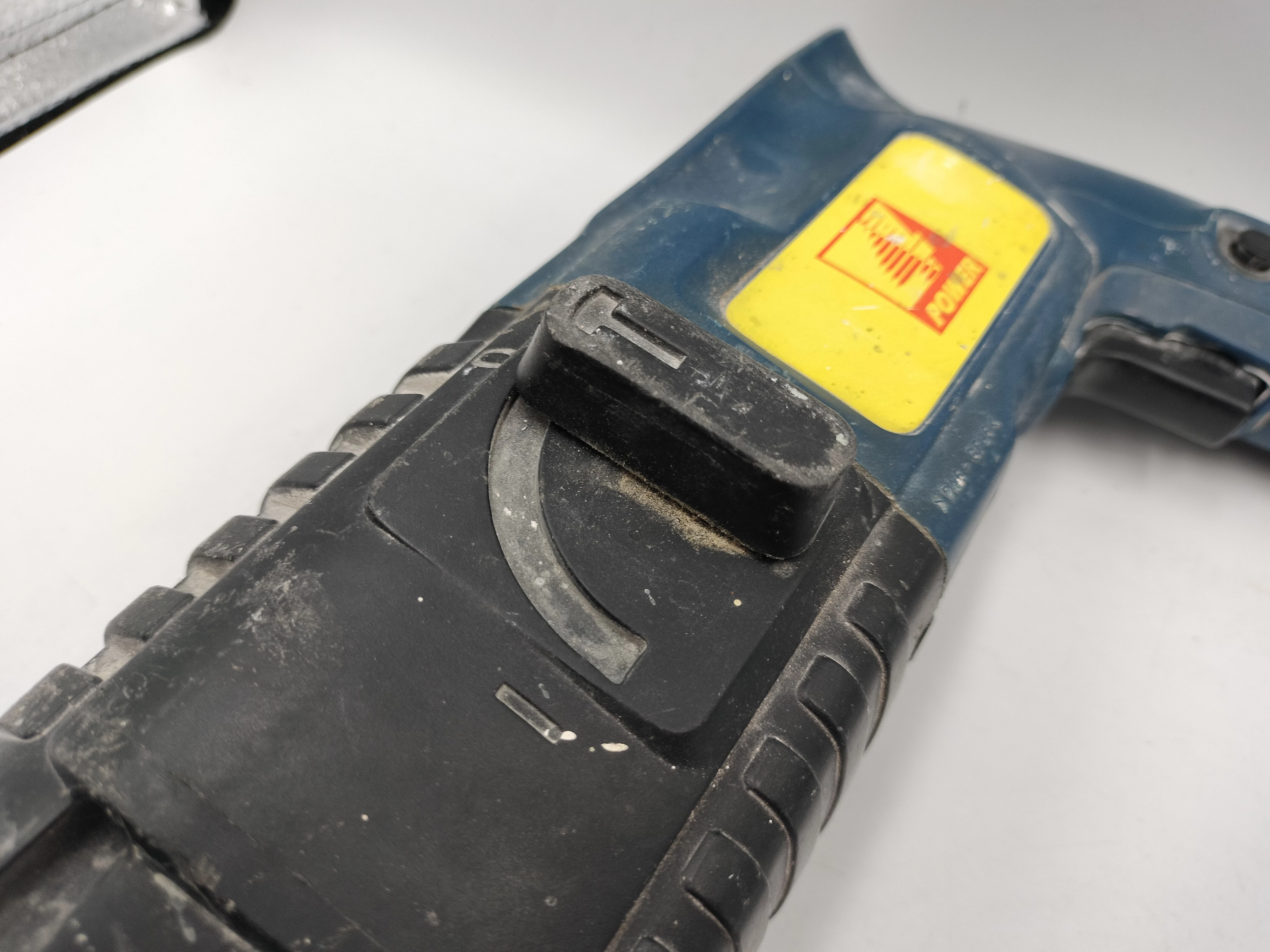 mlot-udarowy-power-dl01-20-560w-zasilanie-209202-238306