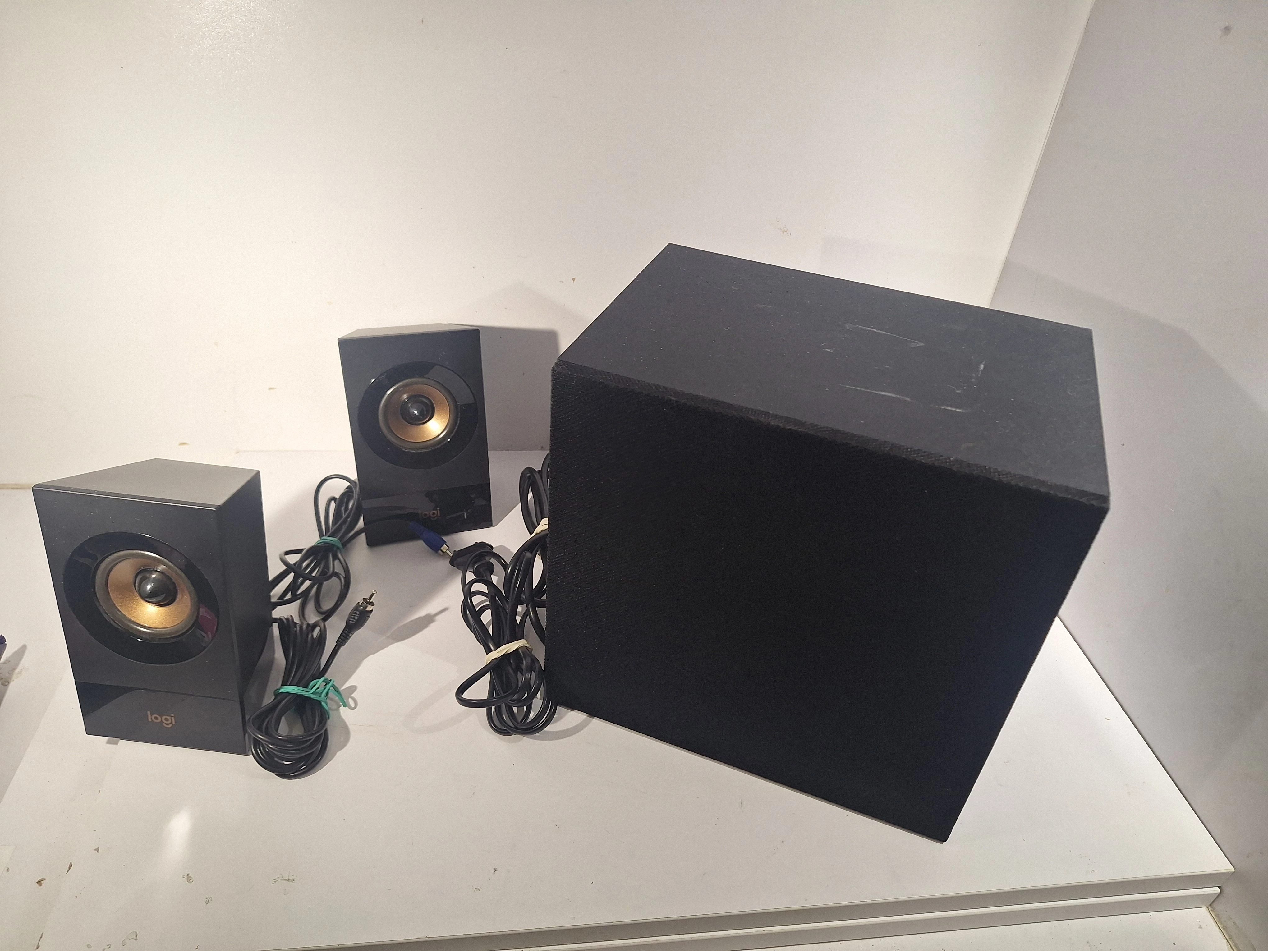 glosniki-logitech-z533-moc-szczytowa-6000