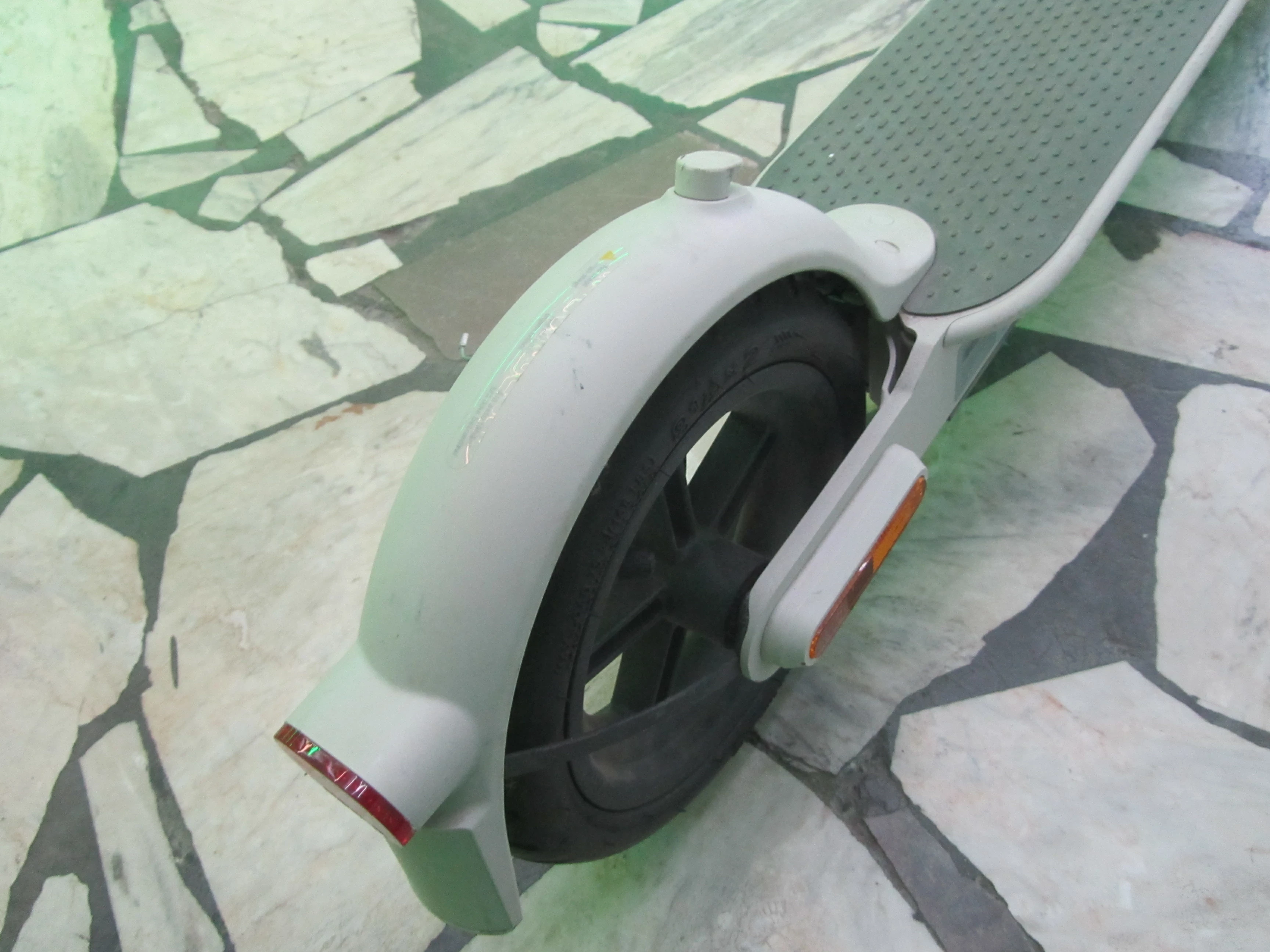 hulajnoga-elektryczna-xiaomi-mi-scooter-3-moc-silnika-60000