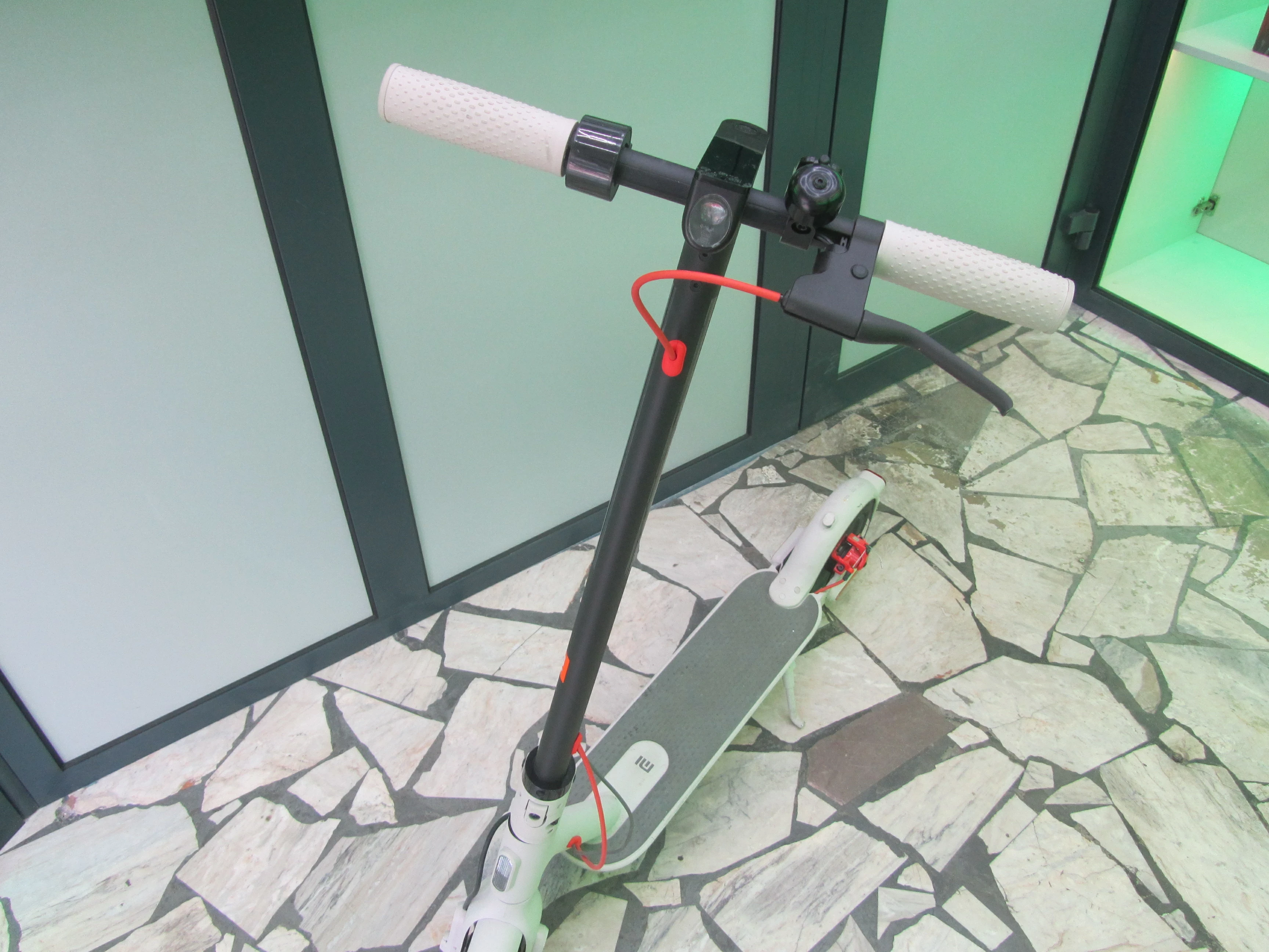 hulajnoga-elektryczna-xiaomi-mi-scooter-3-gornoslaska-37a-kalisz-sj