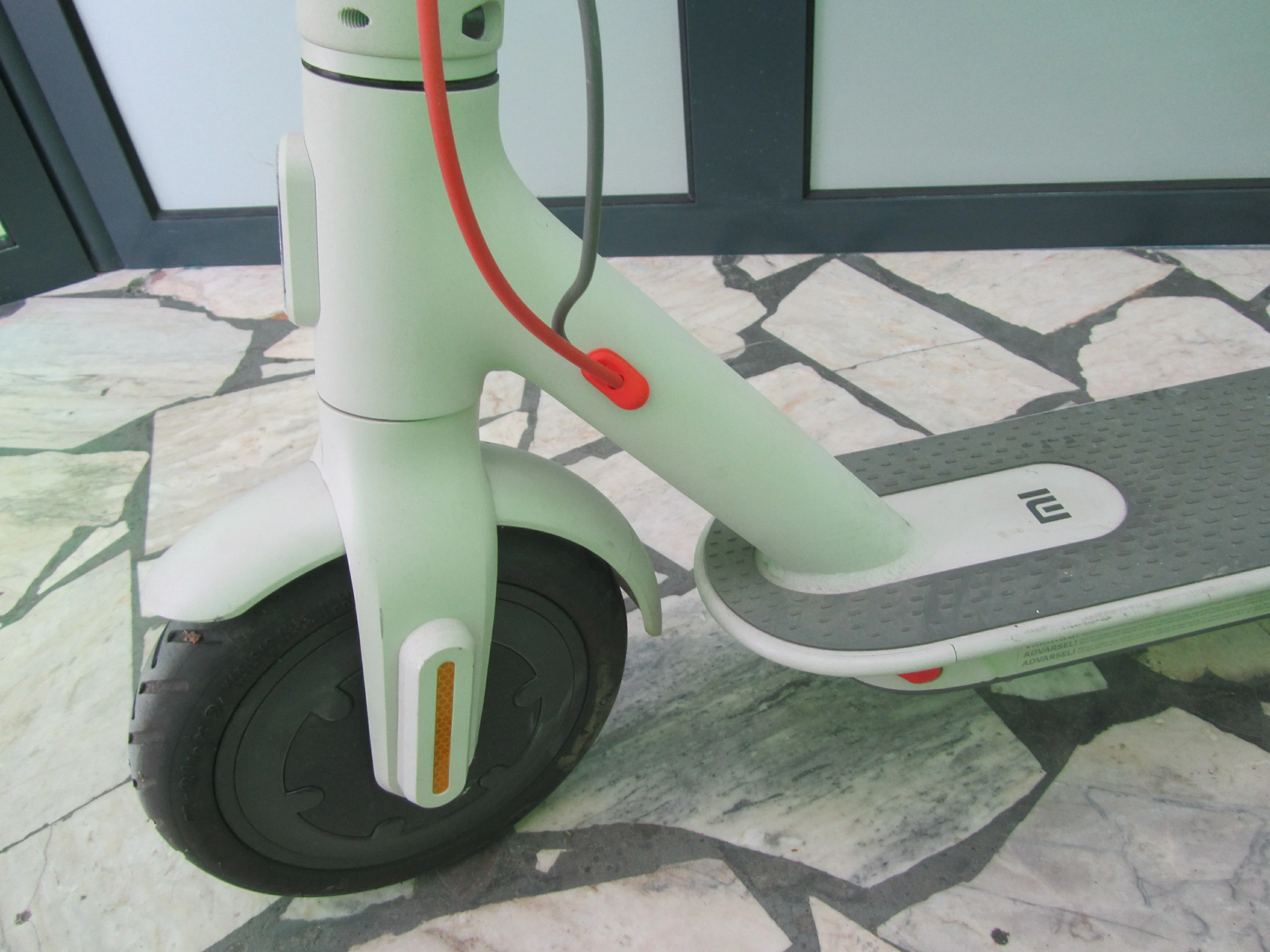 hulajnoga-elektryczna-xiaomi-mi-scooter-3-marka-248811-973724