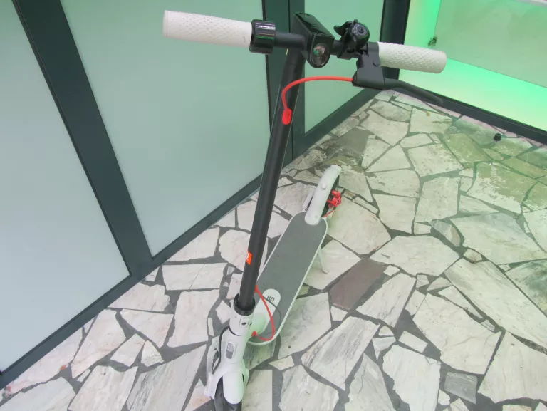 hulajnoga-elektryczna-xiaomi-mi-scooter-3-kod-producenta-6934177768453