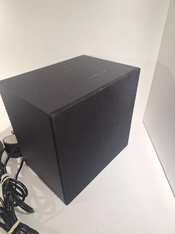 glosniki-logitech-z533-kod-producenta-980-001054