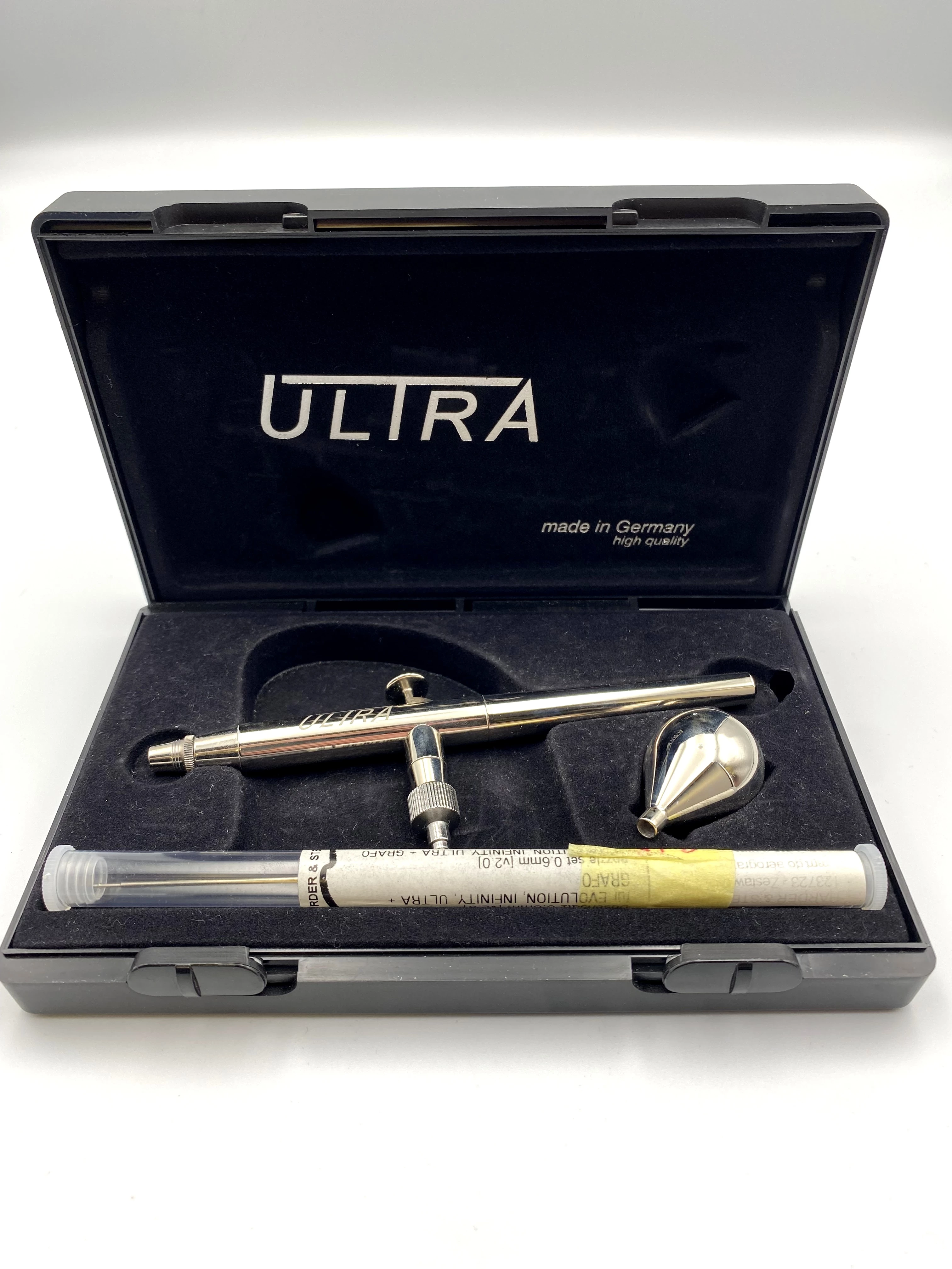 kompresor-w-zestawie-3-aerografy-kod-producenta-sk-mini-aerograf-akumulatorowy