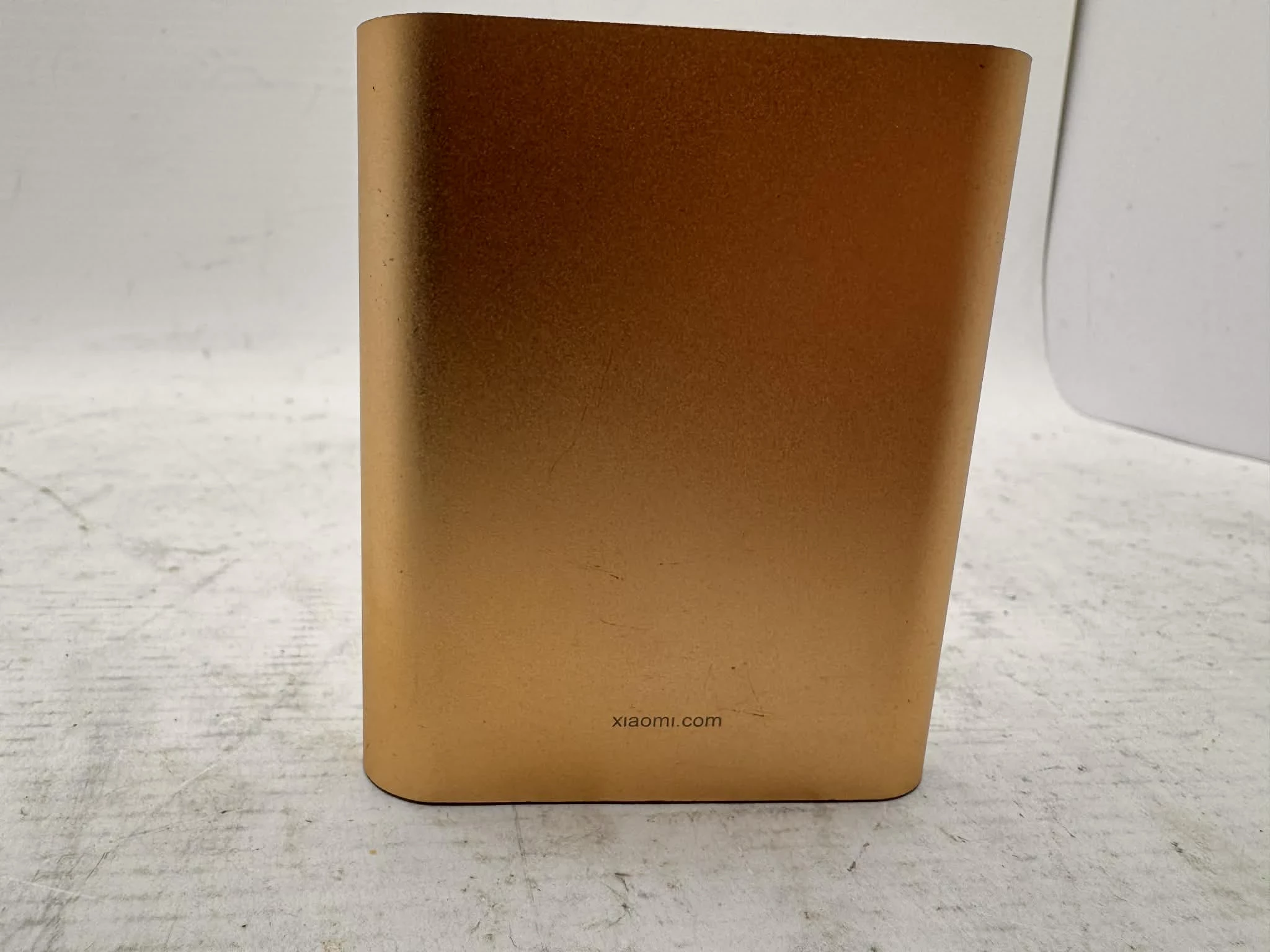 powerbank-10400-mah-kod-producenta-ndy-02-ad