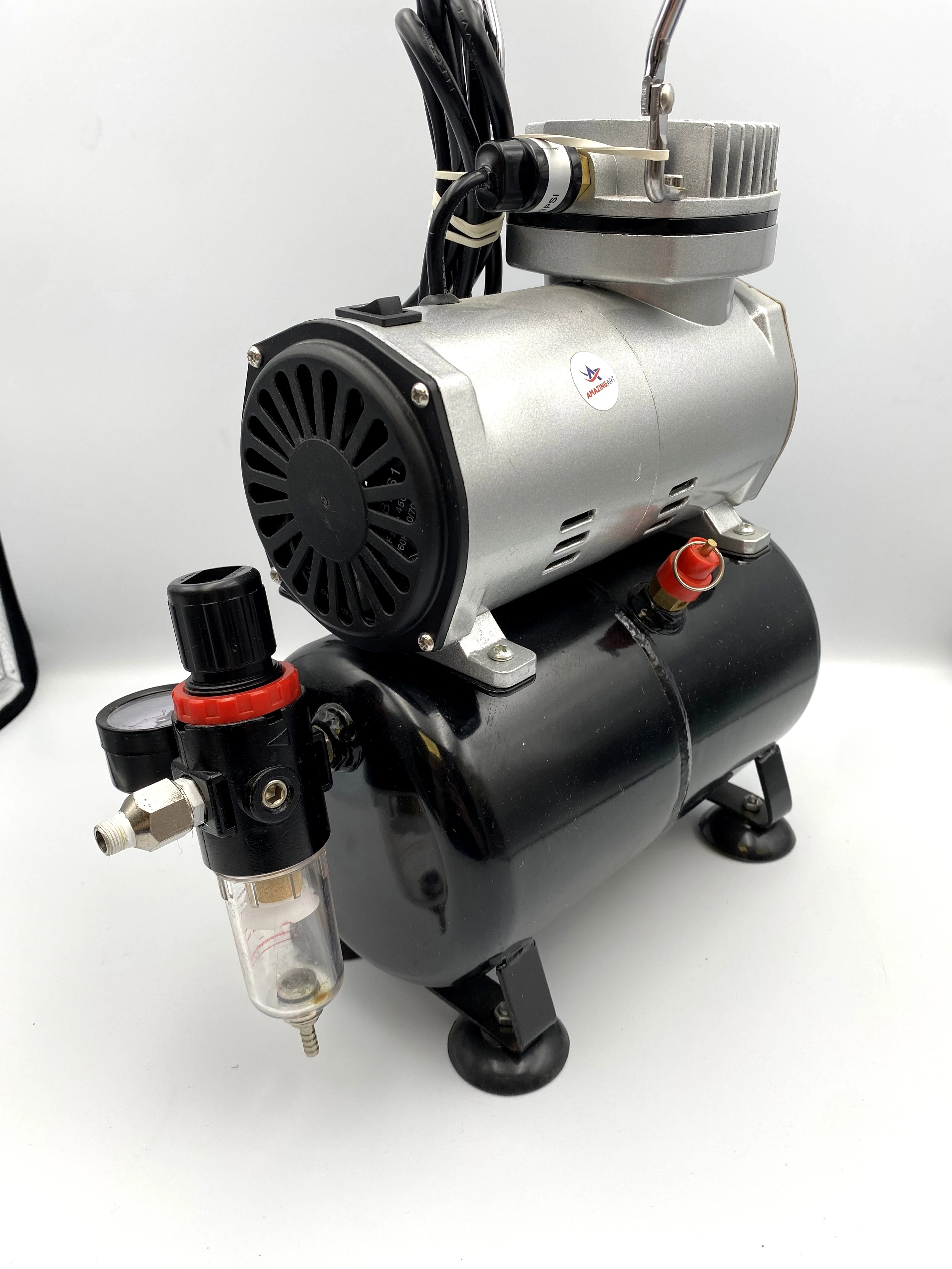 kompresor-w-zestawie-3-aerografy-ean-gtin-734933942877