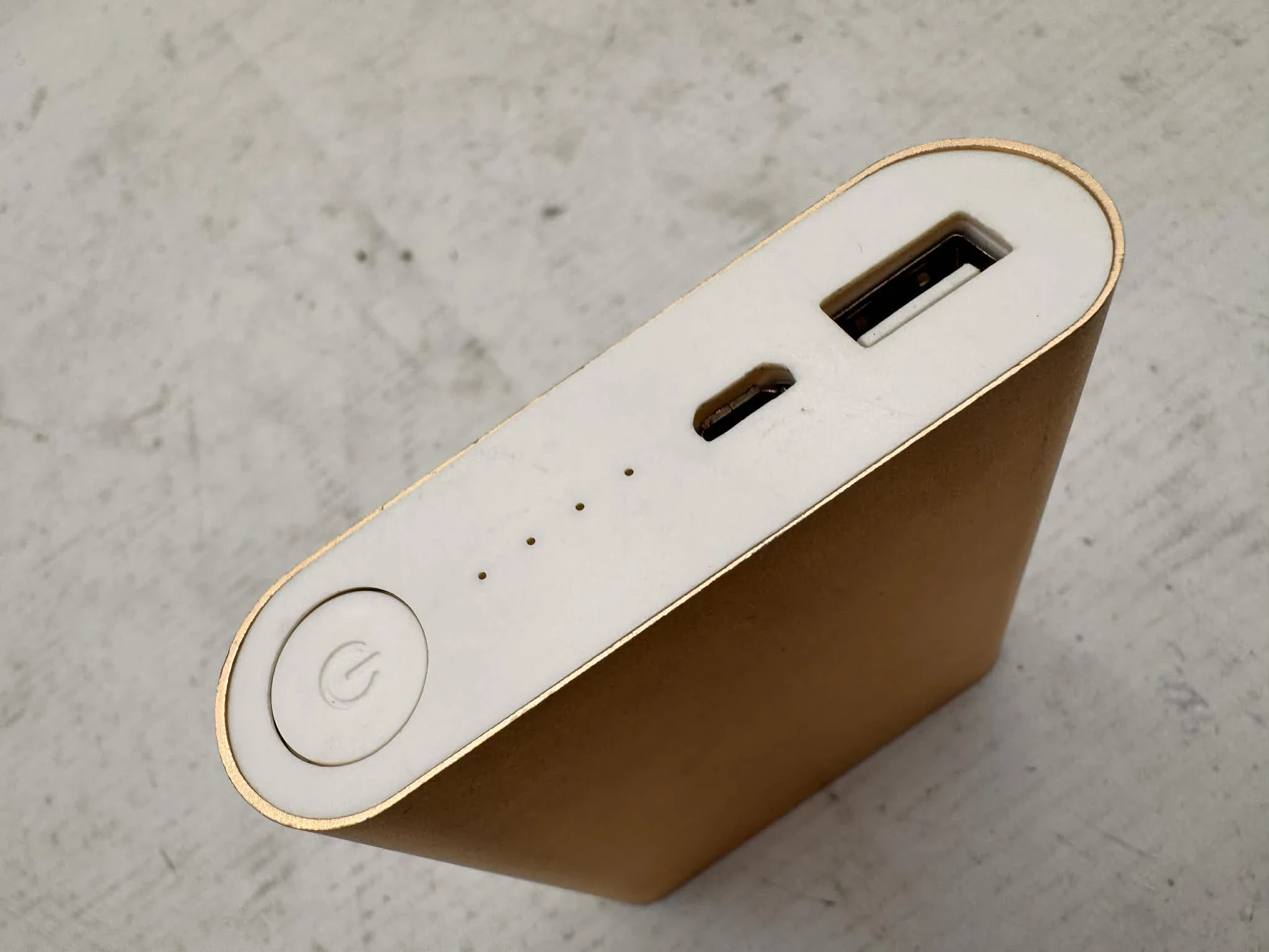 powerbank-10400-mah-ean-gtin-6954176847270