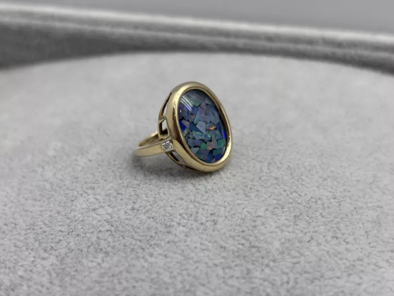 piekny-zloty-pierscionek-z-niebieskim-kamieniem-477g375-stan-11323-2