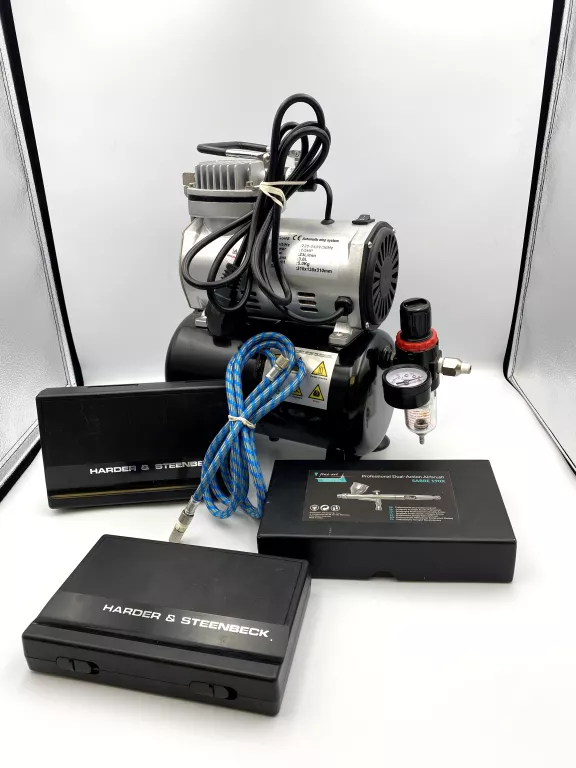 kompresor-w-zestawie-3-aerografy-stefana-grota-roweckiego-7h-krakow