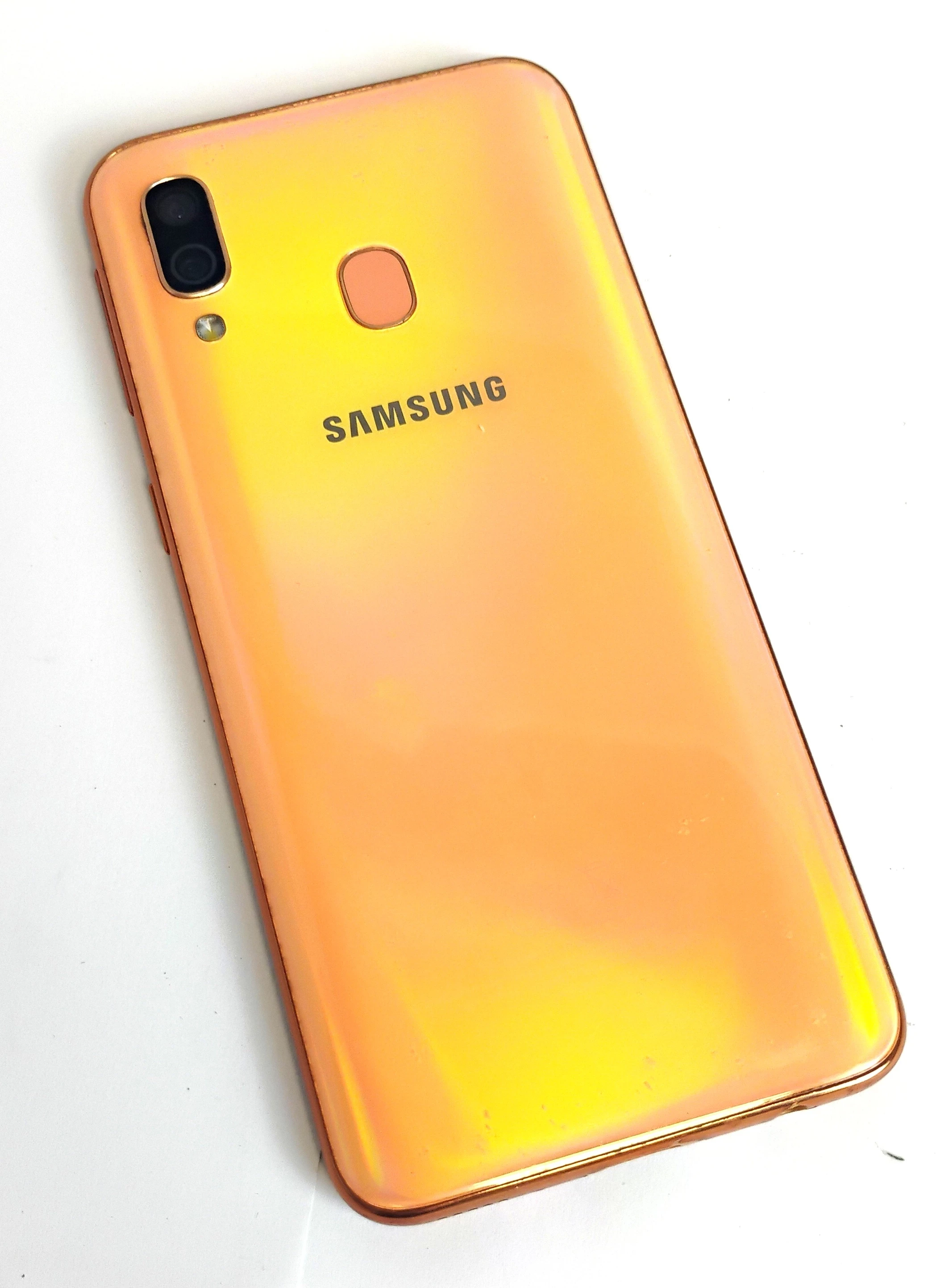 telefon-samsung-a40-464gb-wypalony-ekran-wbudowana-pamiec-202869-214193