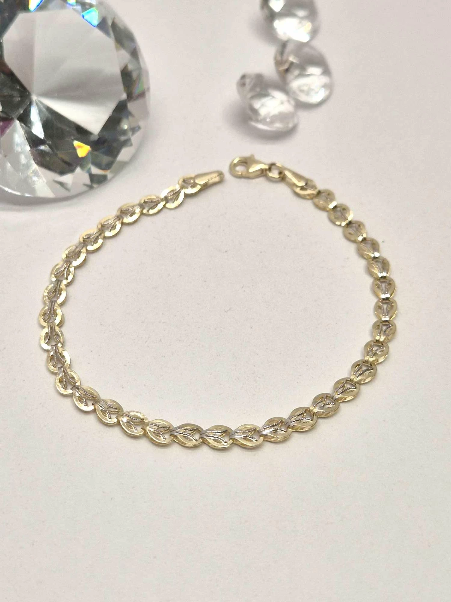 zlota-damska-bransoletka-585217g-okulickiego-50a-radom