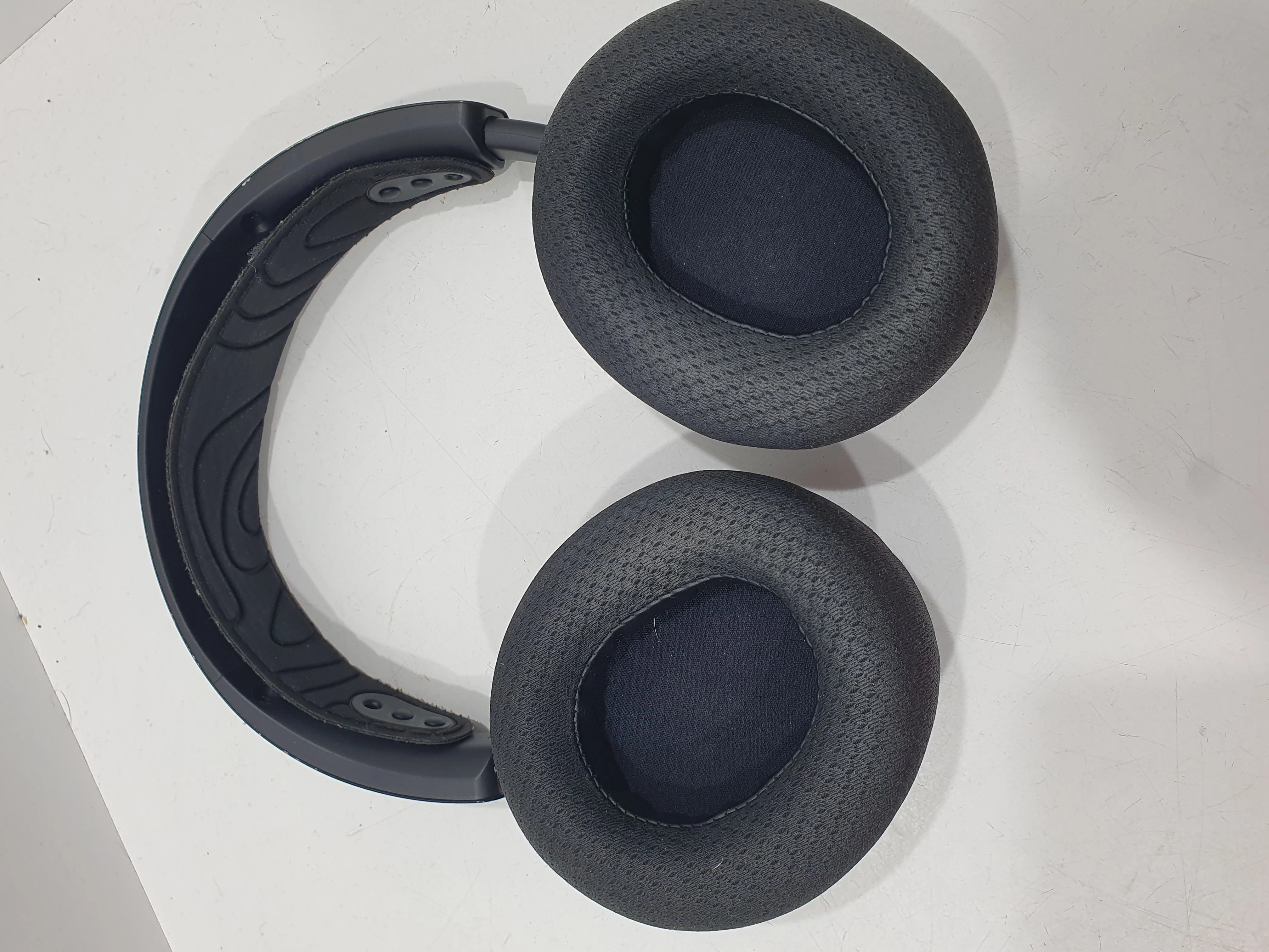 sluchawki-bezprzewodowe-steelseries-arctis-nova-7-wireless-z-mikrofonem-kod-producenta-61559