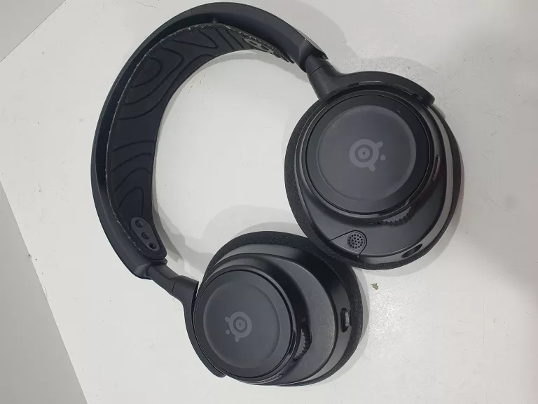 sluchawki-bezprzewodowe-steelseries-arctis-nova-7-wireless-z-mikrofonem-rodzaj-sluchawek-203681-217745