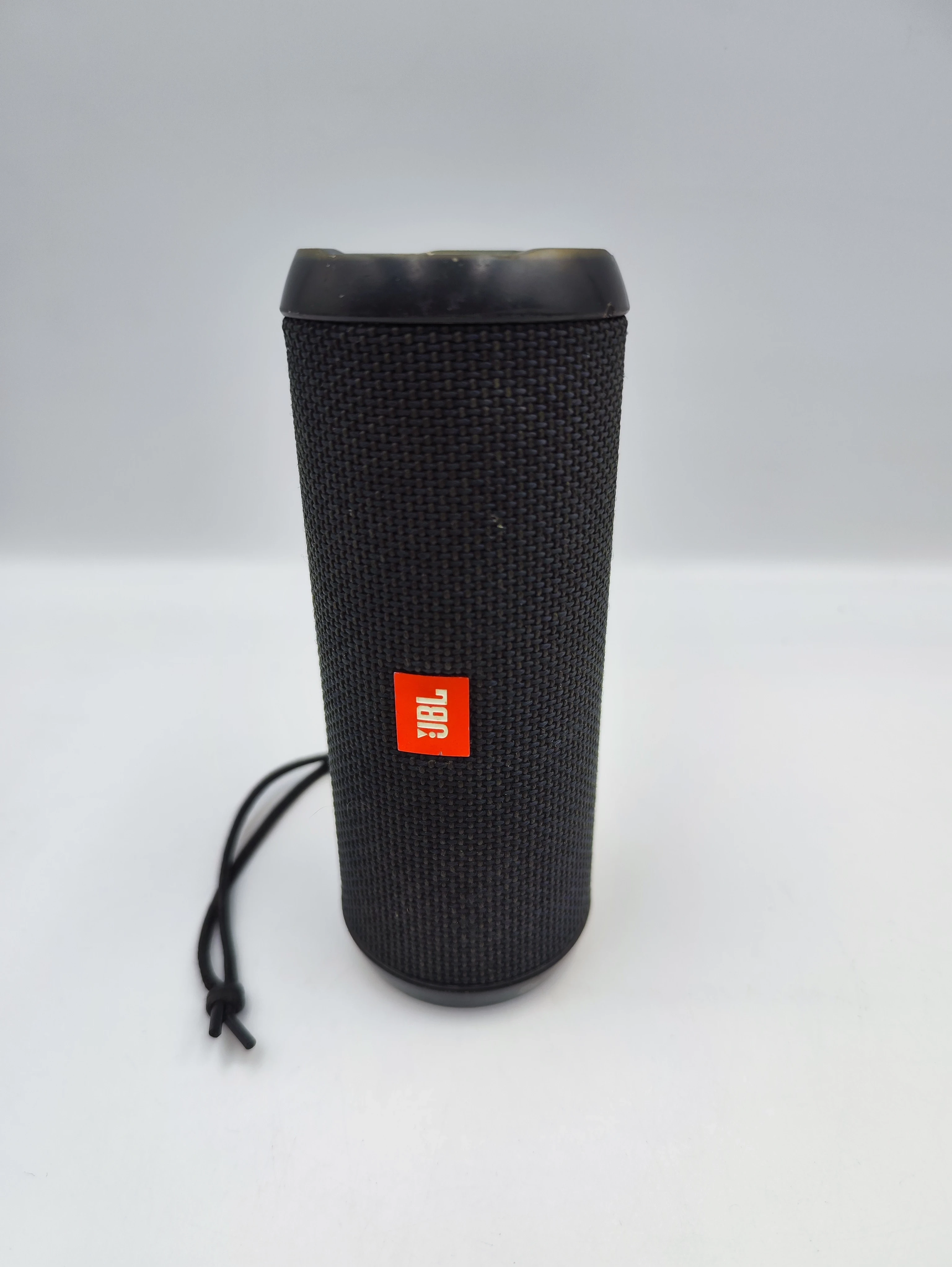 glosnik-jbl-flip3-stan-11323-2