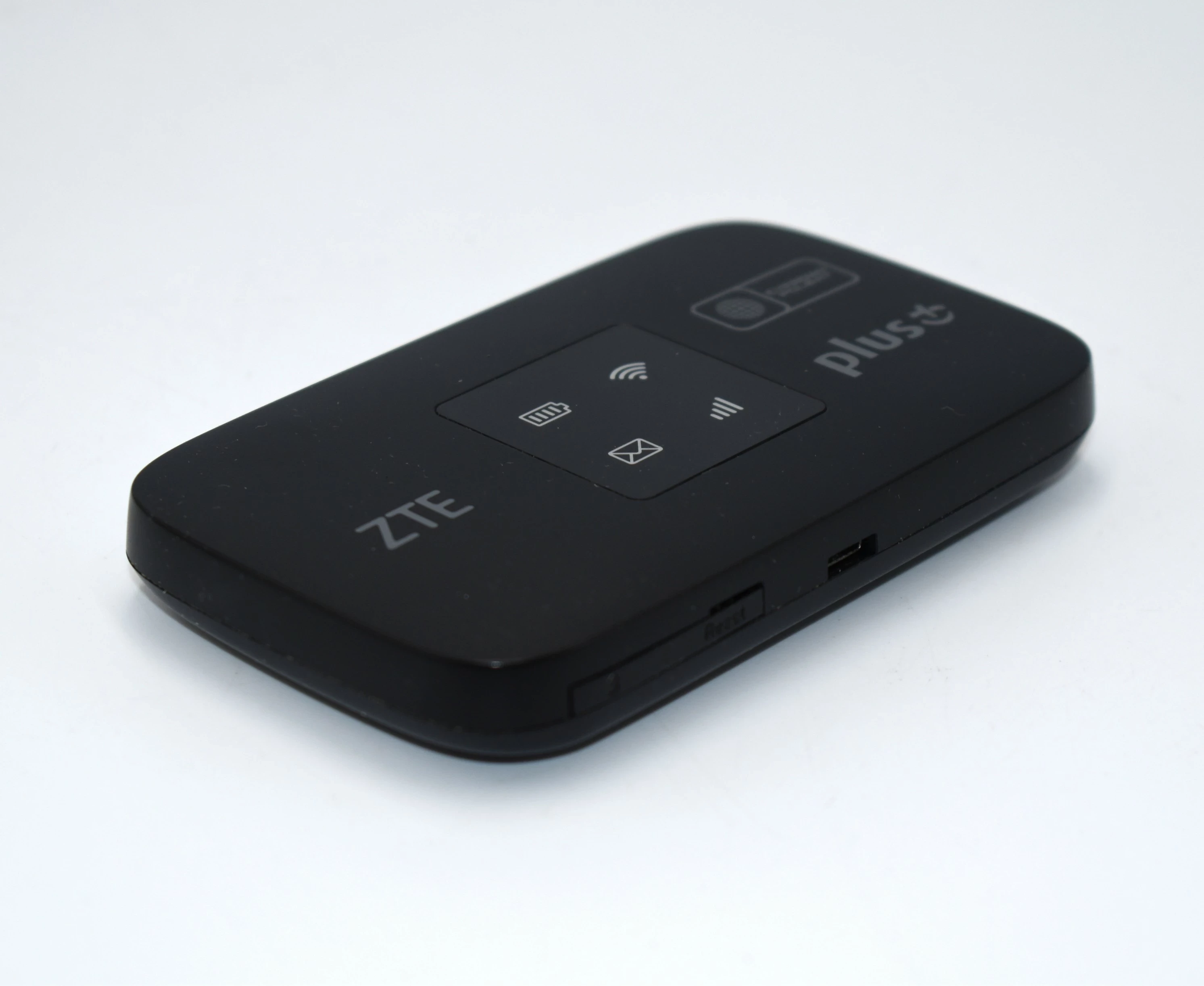 router-mobilny-zte-mf971r-4g-lte-stan-11323-2