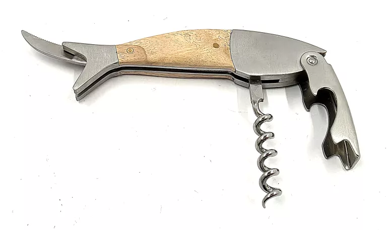 otwieracz-korkociag-multitool-empeak-w-ksztalcie-ryby-kod-producenta-sgjf14