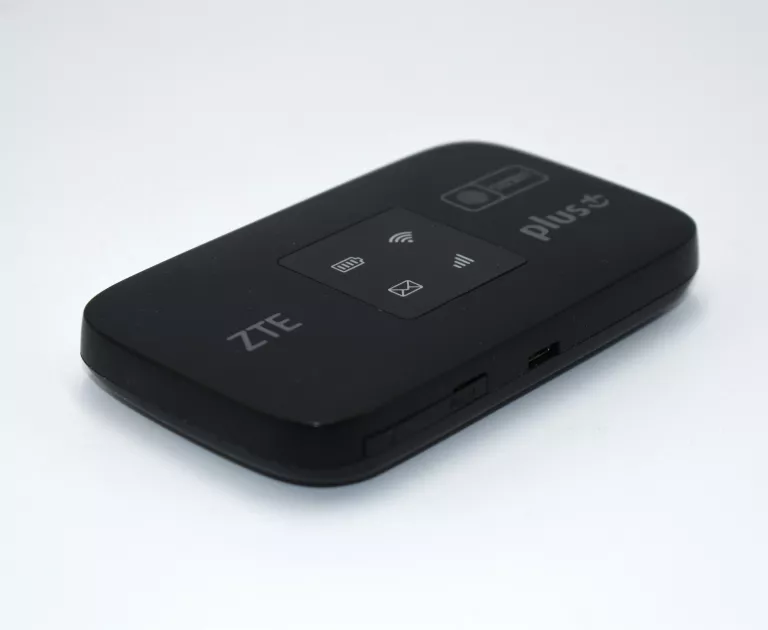 router-mobilny-zte-mf971r-4g-lte-stan-11323-2