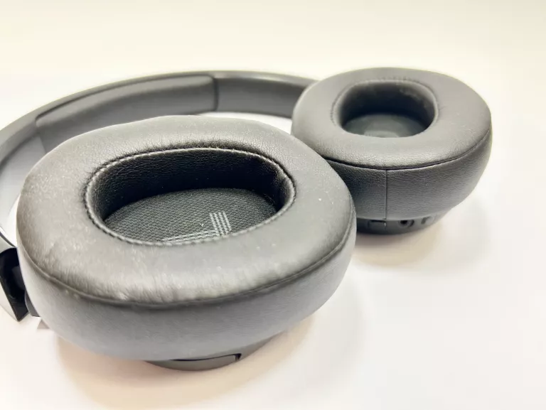 sluchawki-bezprzewodowe-nauszne-jbl-tune-770nc-kolor-dominujacy-129357-3