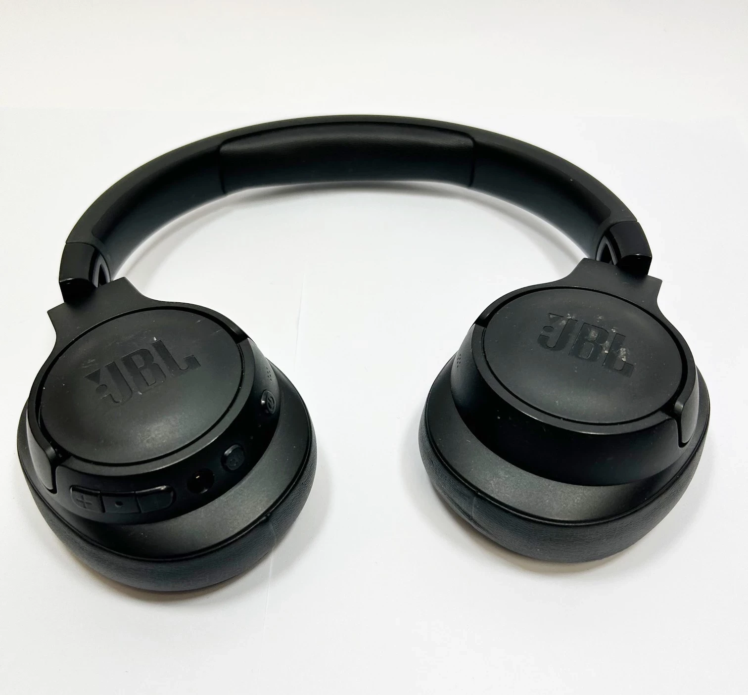 sluchawki-bezprzewodowe-nauszne-jbl-tune-770nc-drzymaly-55-lubin-sj