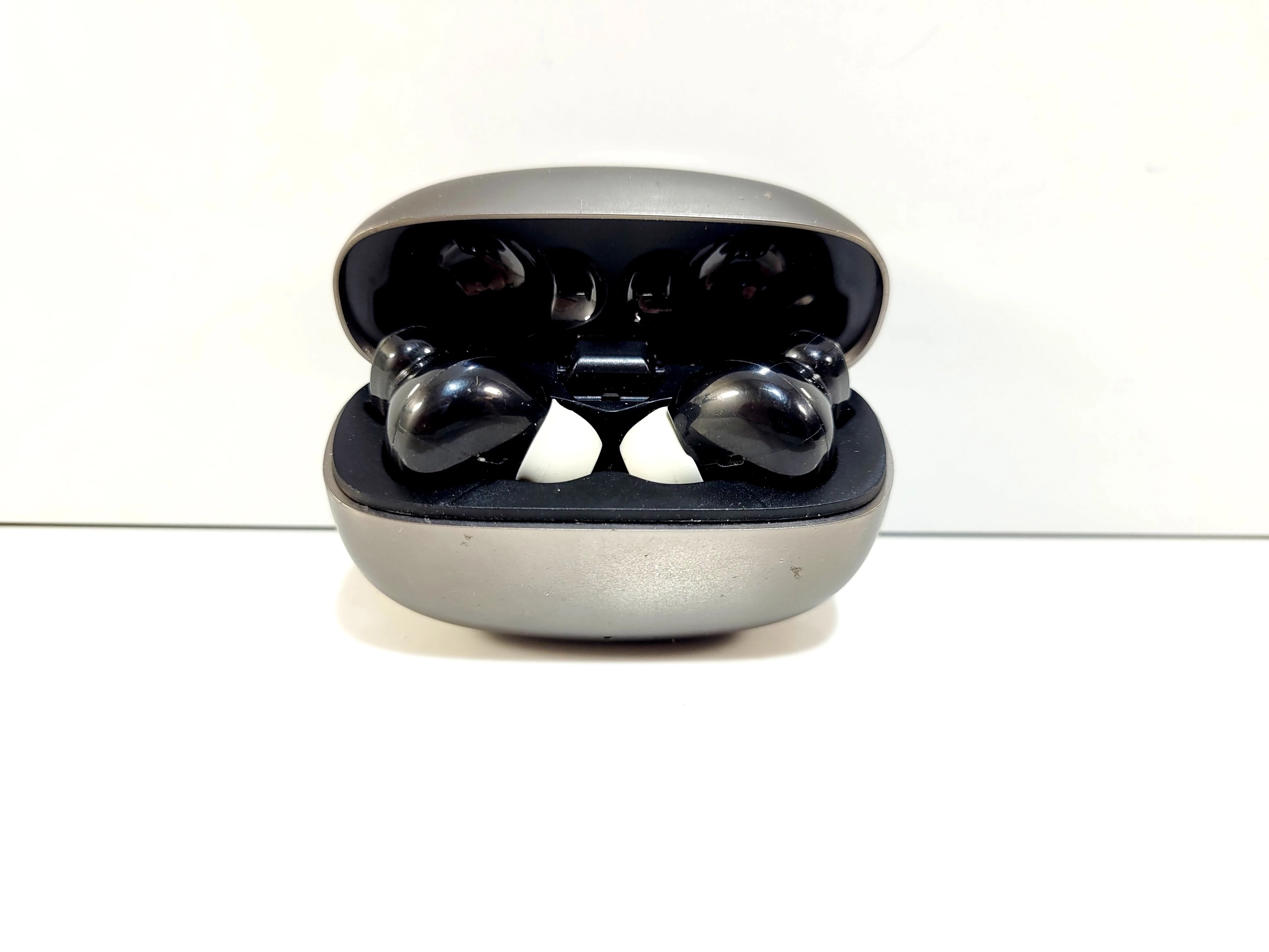 bezprzewodowe-sluchawki-douszne-z-funkcja-tlumienia-szumow-pulsar-pasieka-36-a-poznan-ska-x